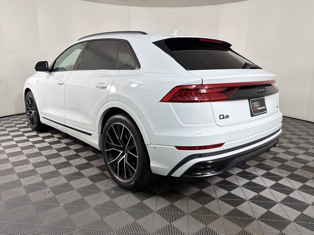 Used 2022 Audi Q8 Prestige SUV