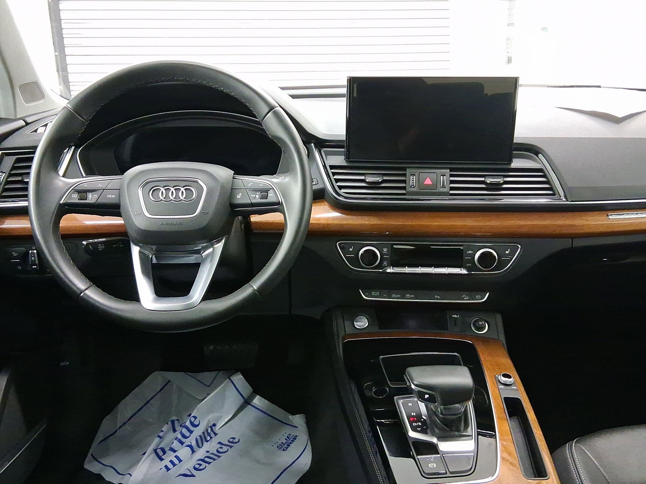 2023 Audi Q5 S line Premium Plus photo 4