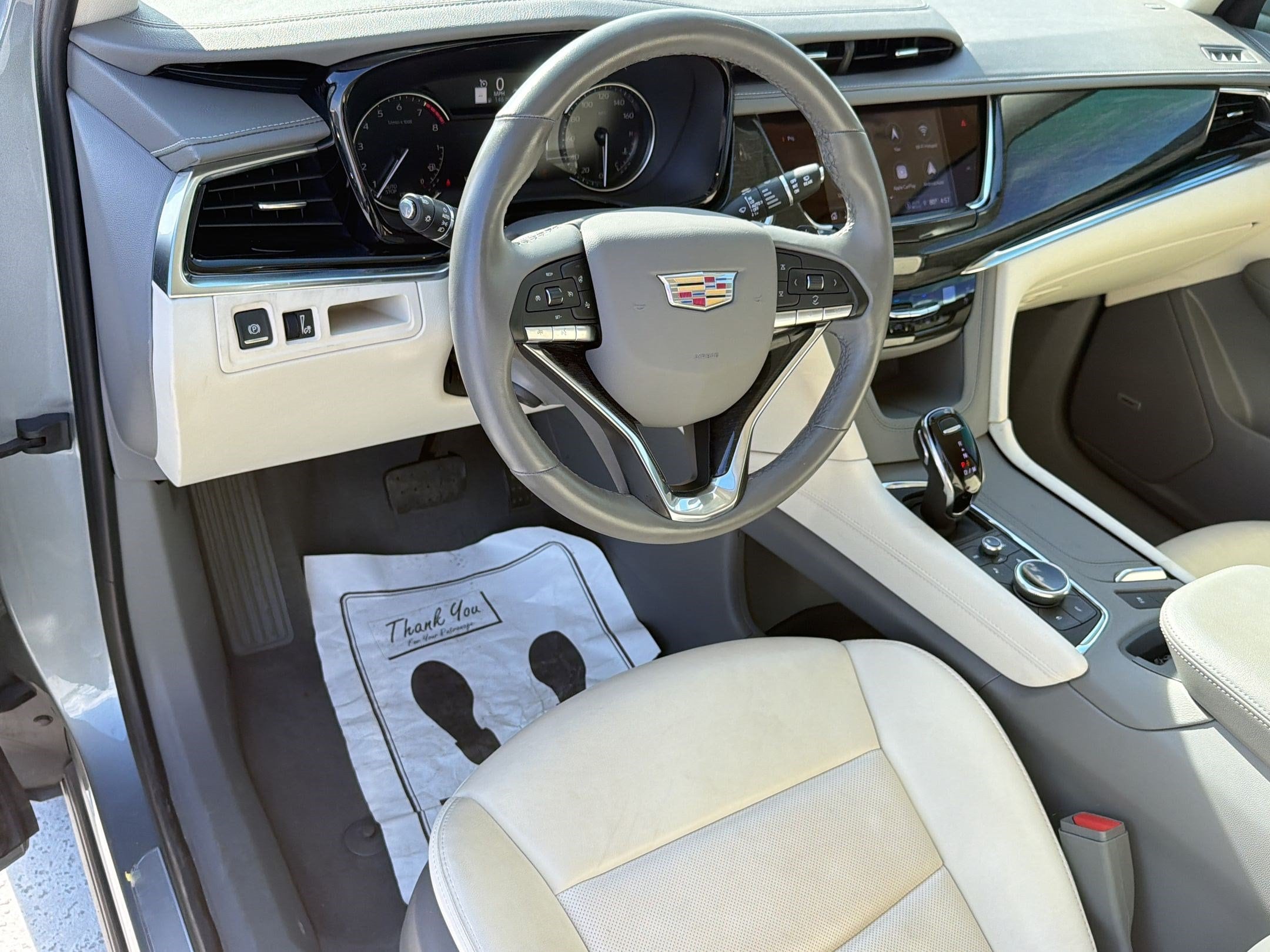 XT6 FWD Premium Luxury SUV