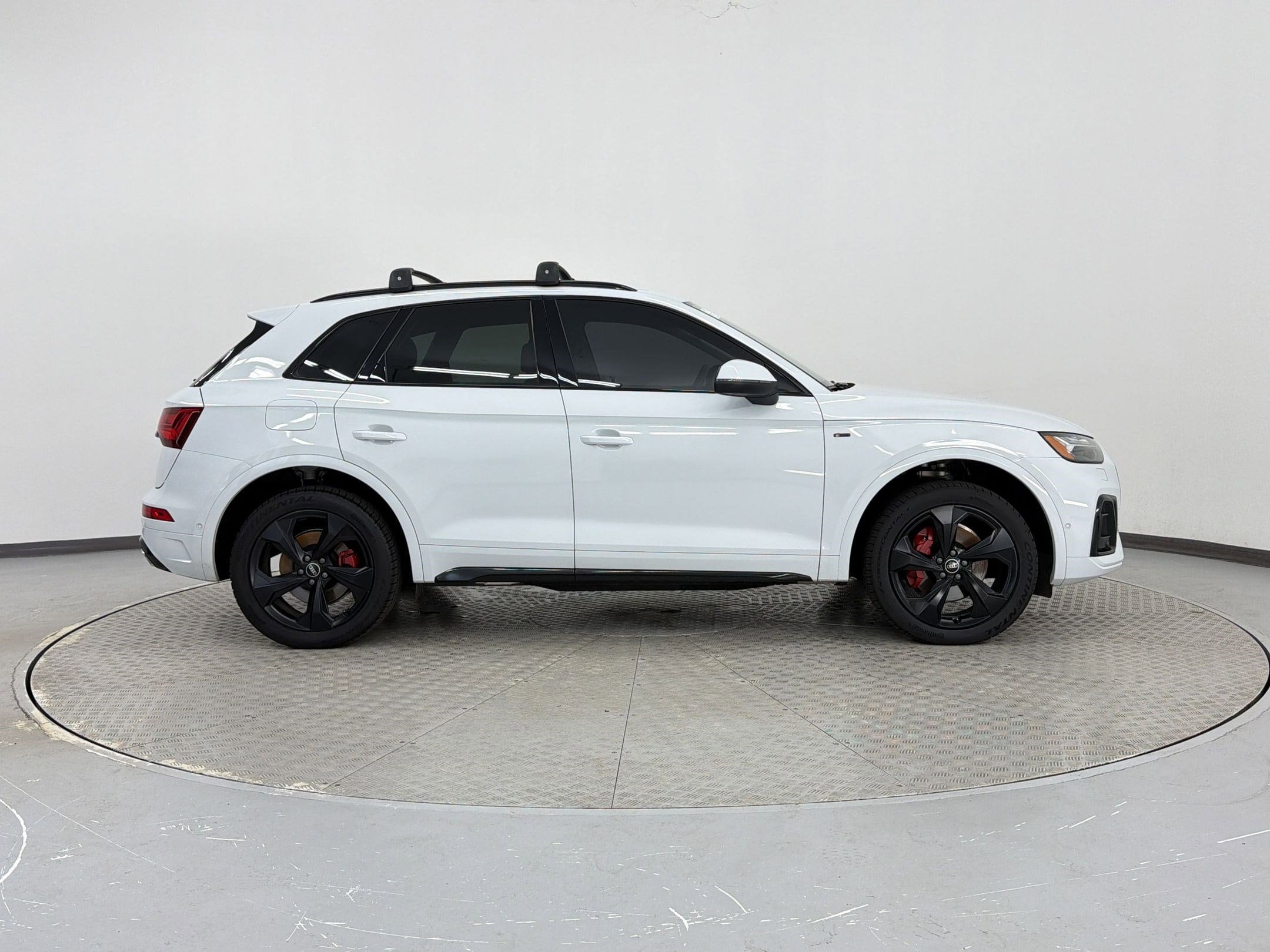 2023 Audi Q5 S line Prestige photo 3