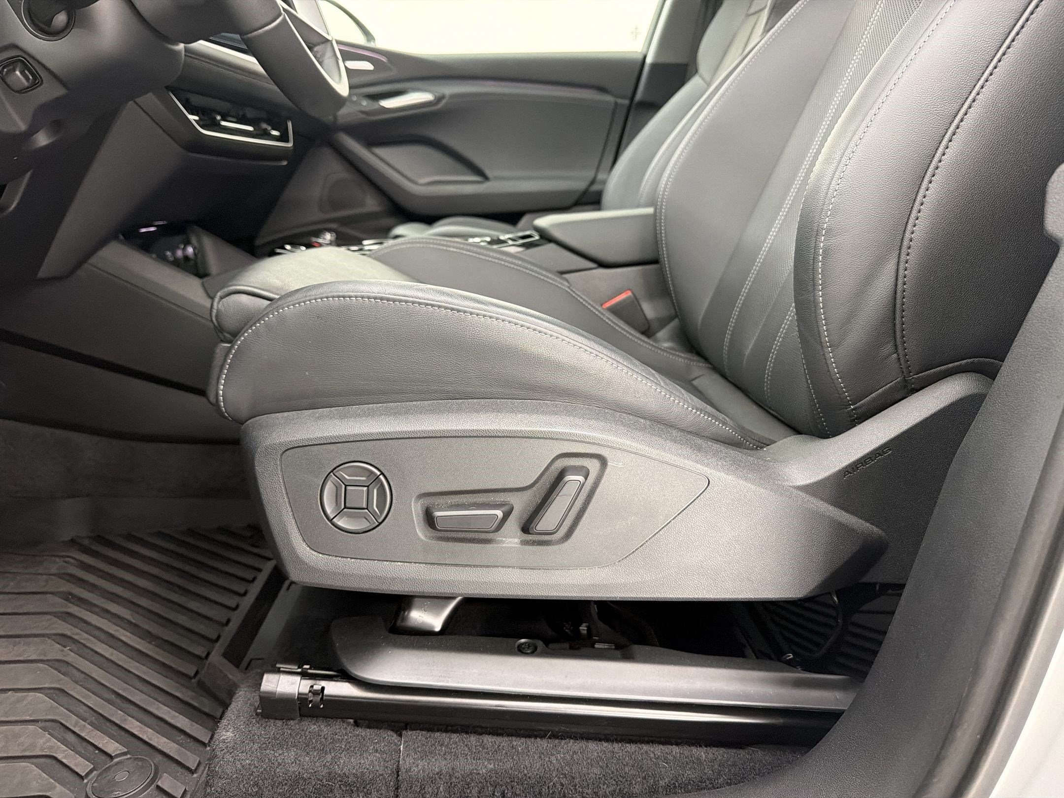 Q6 E-tron Premium Plus SUV