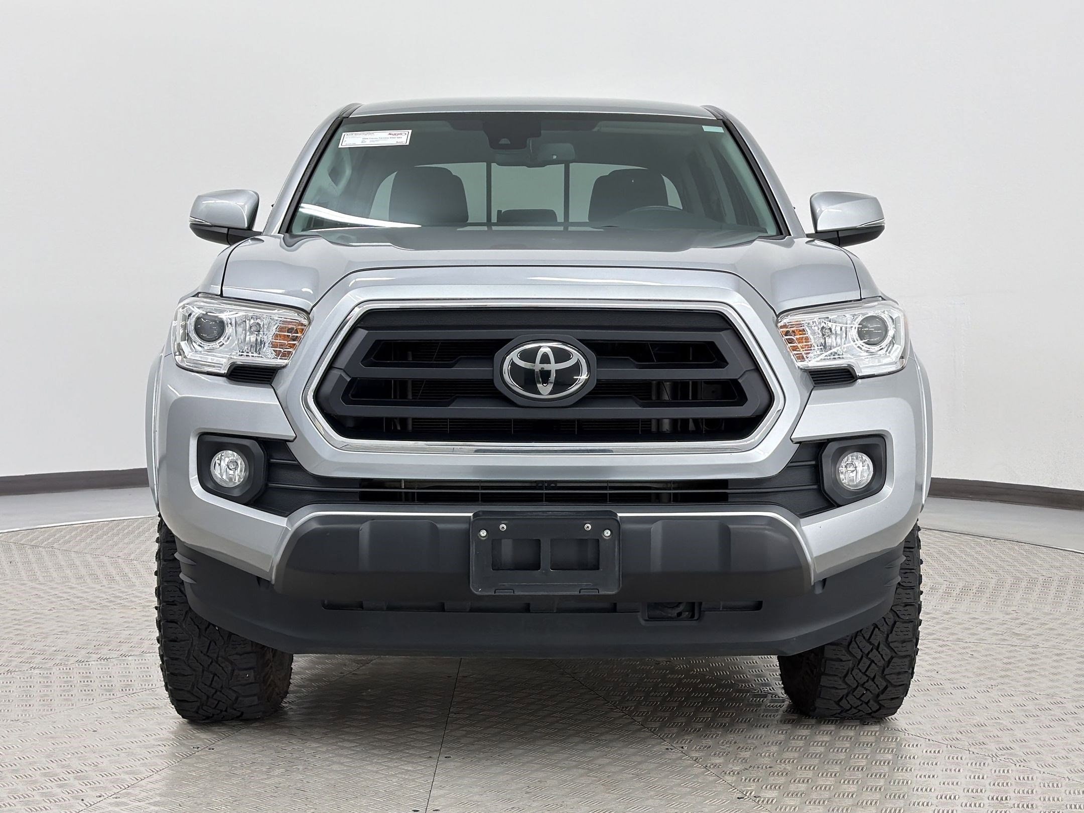 2022 Toyota Tacoma SR5 photo 5