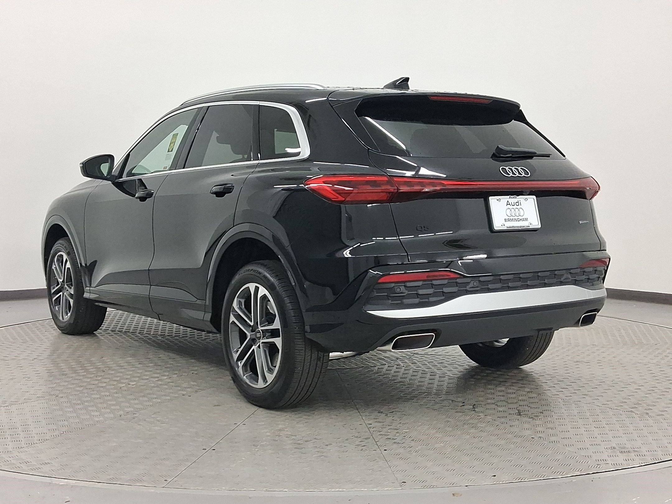 2025 Audi Q5 2.0T Premium photo 3