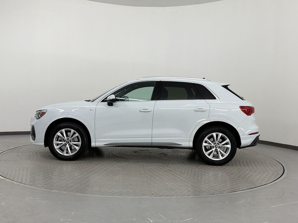 Used 2025 Audi Q3 S line Premium SUV