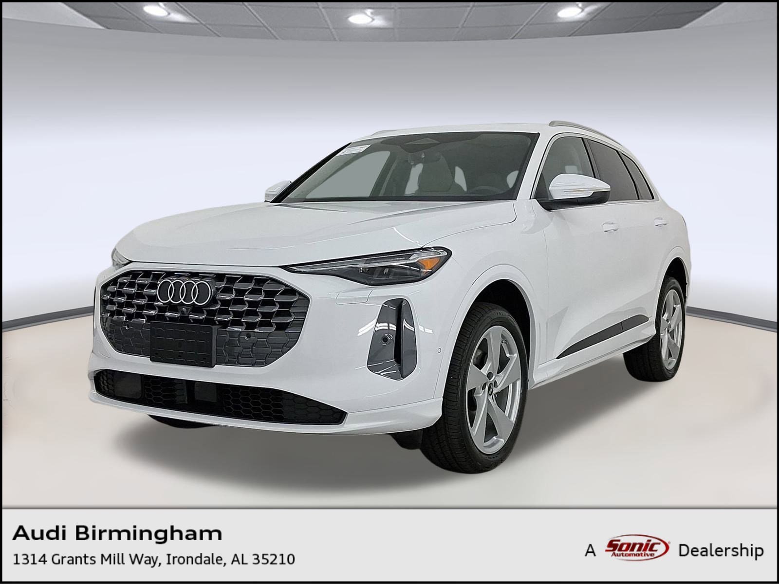 2025 Audi New Q5 Premium Plus's photo