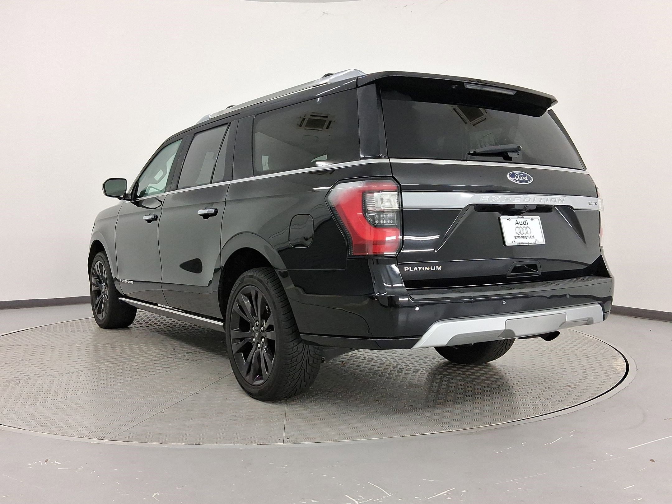 2020 Ford Expedition MAX Platinum photo 2