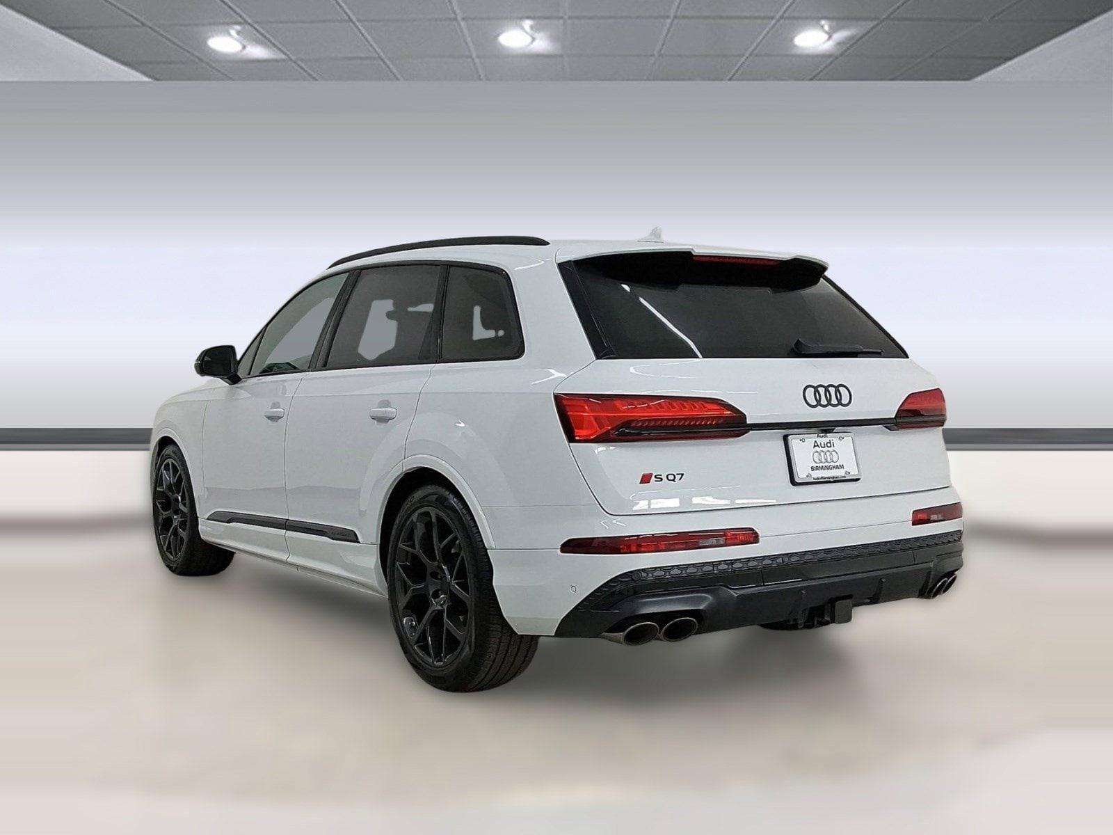 SQ7 Premium Plus SUV