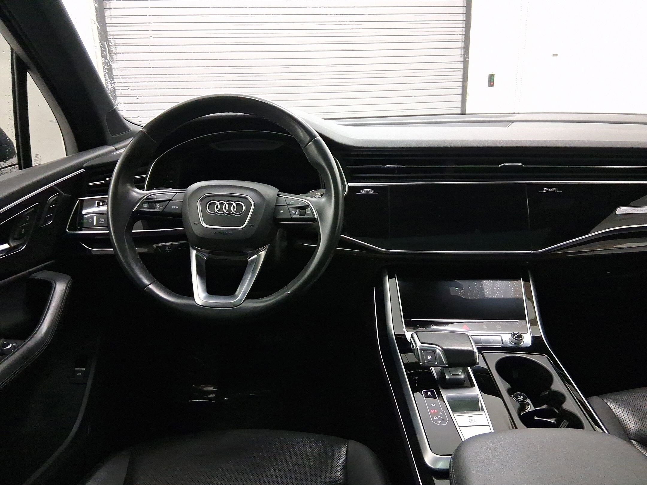 2021 Audi Q7 Prestige photo 3