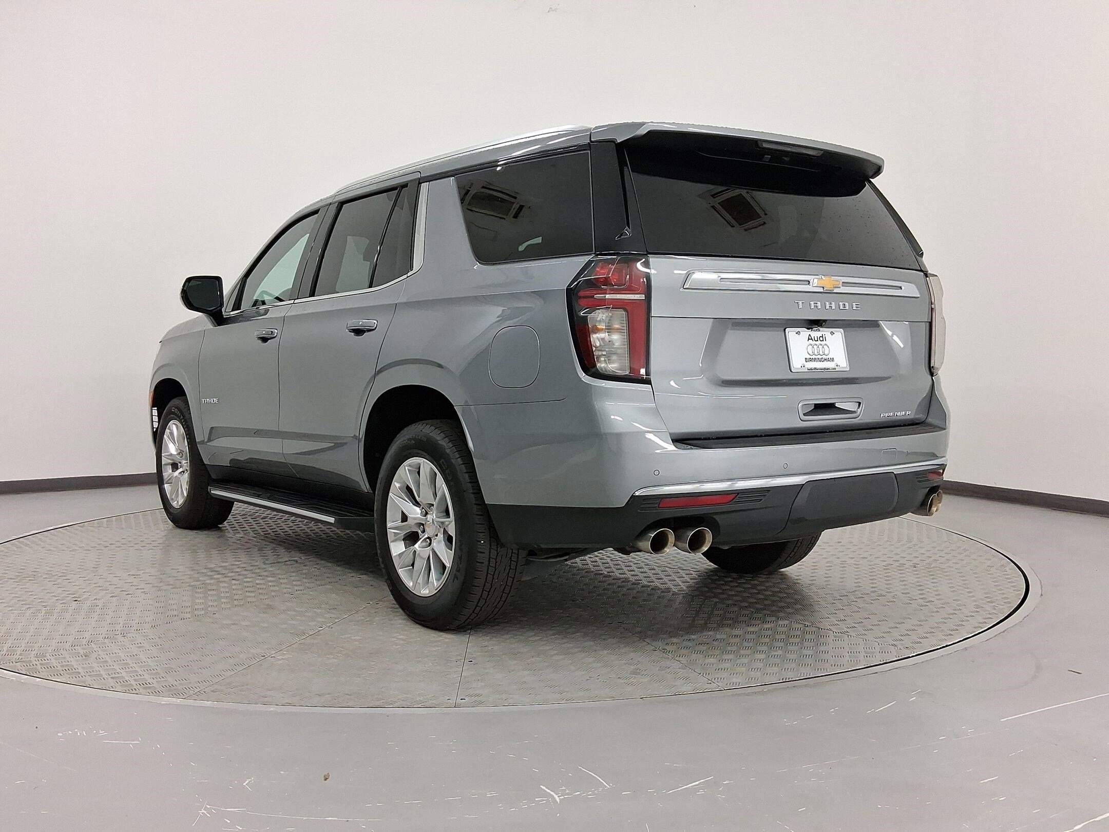 2023 Chevrolet Tahoe Premier photo 3