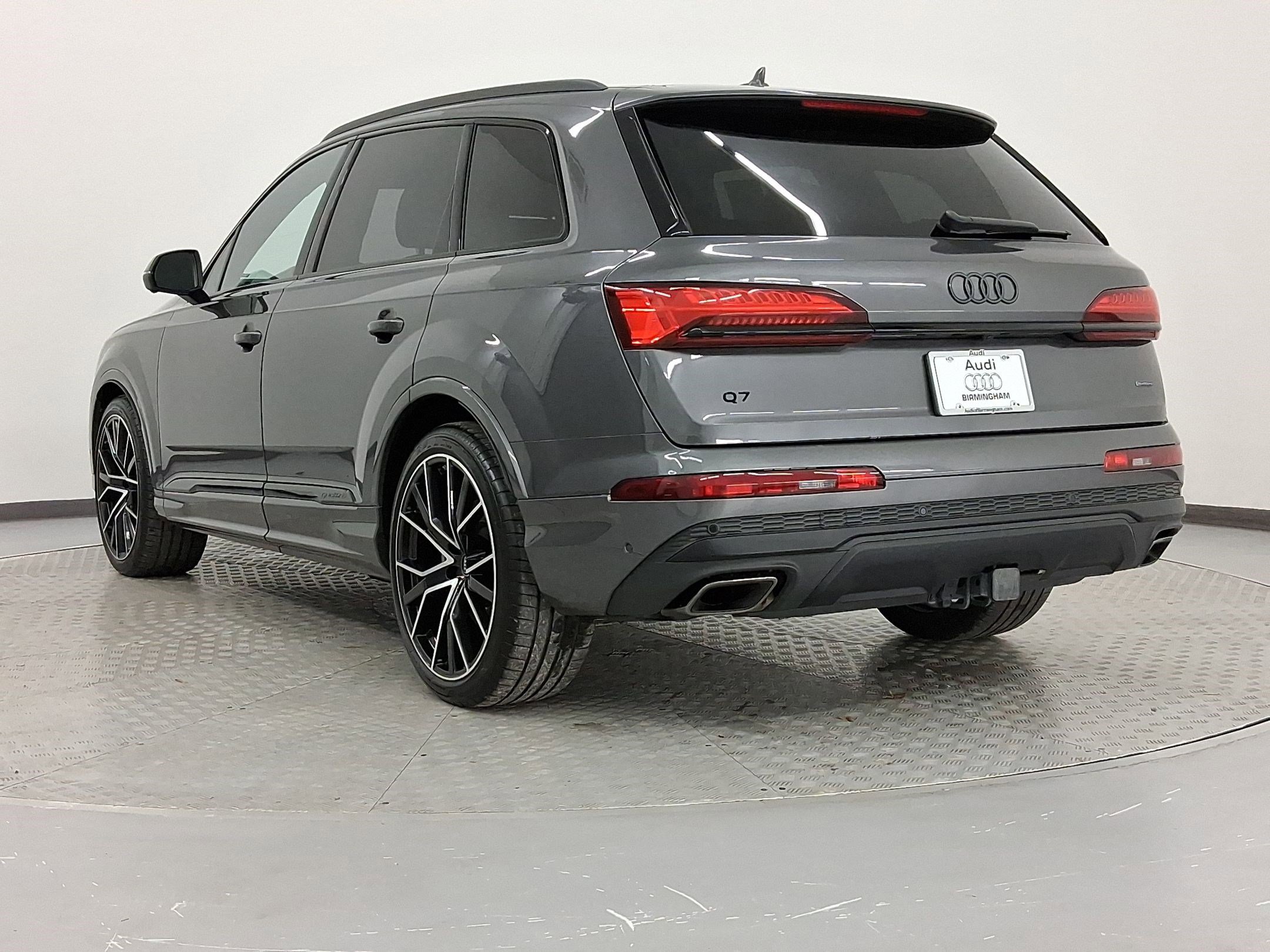 2025 Audi Q7 Premium Plus photo 3