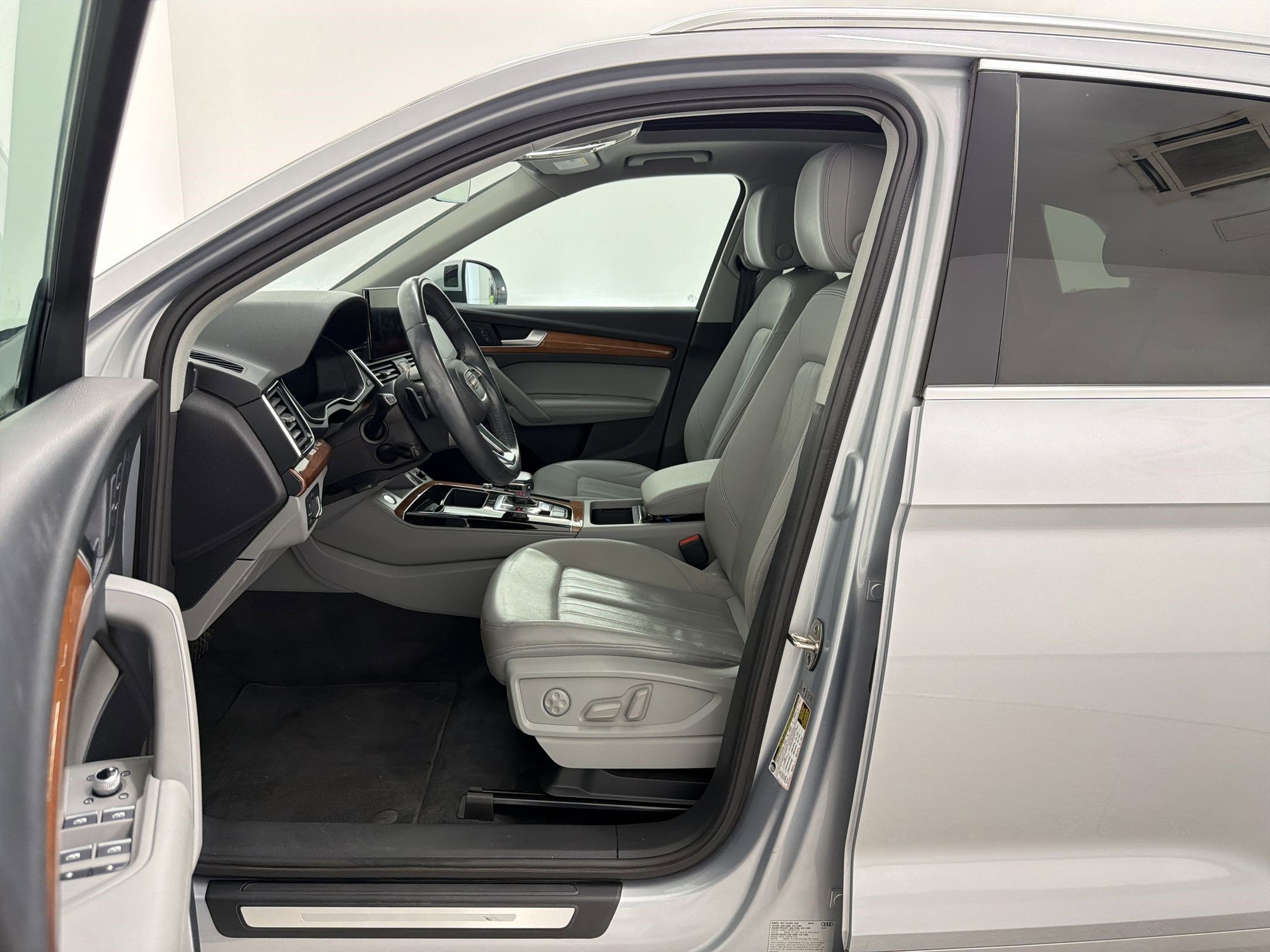 2021 Audi Q5 Premium Plus photo 5