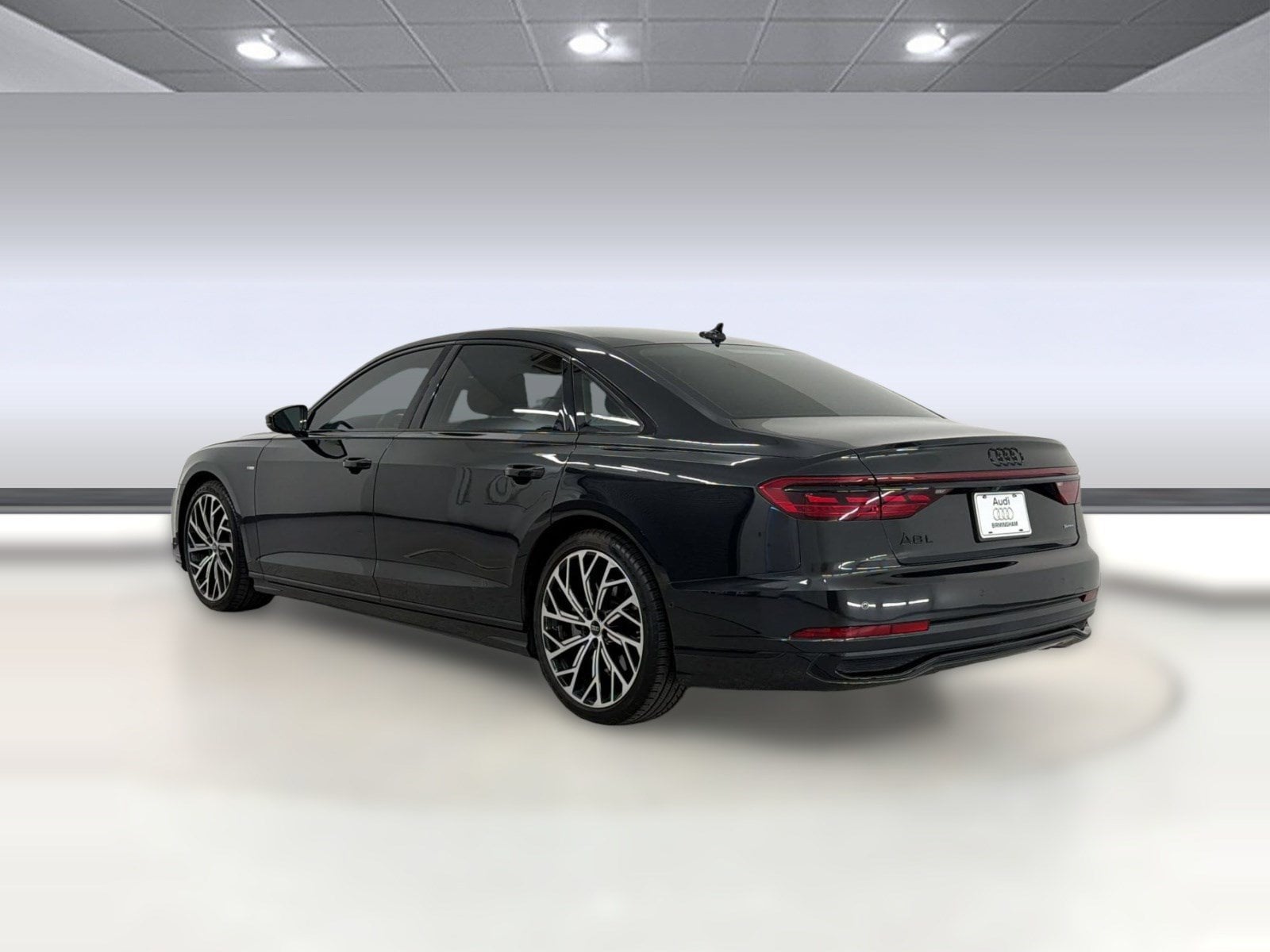 A8 A8 L 55 TFSI Quattro Tiptronic (L 55 TFSI Quattro) Sedan