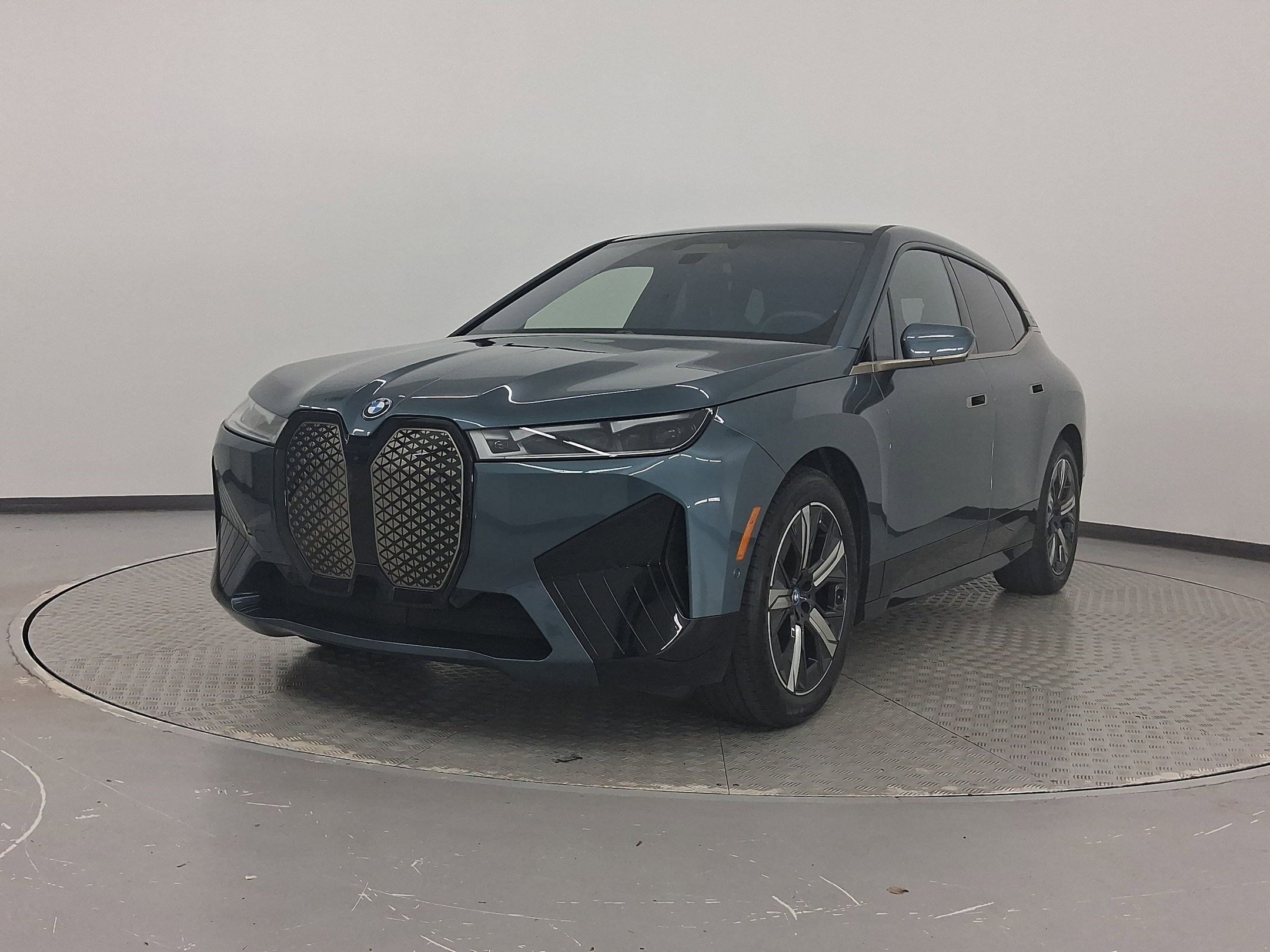 Used 2025 BMW iX Base with VIN WB523CF07SCS38059 for sale in Irondale, AL