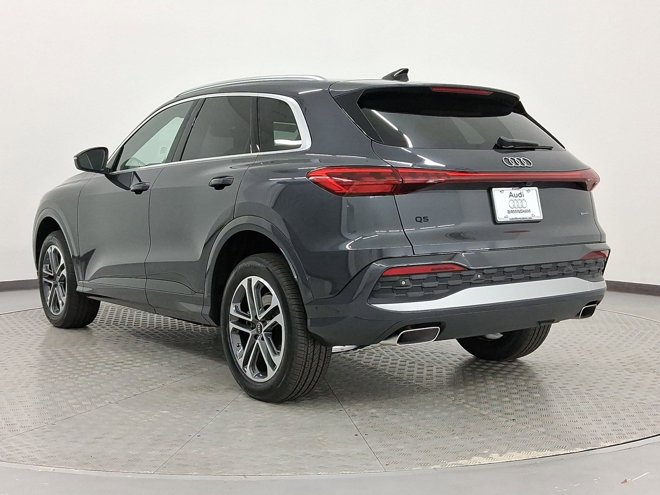 2025 Audi Q5 2.0T Premium Plus photo 3