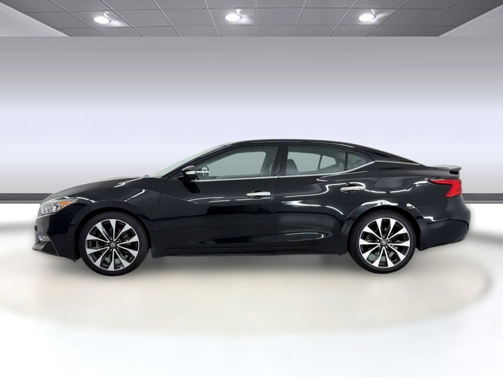 Used 2016 Nissan Maxima SR with VIN 1N4AA6AP8GC412438 for sale in Irondale, AL