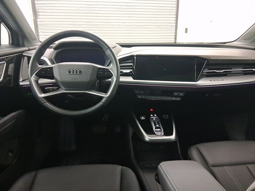 New 2024 Audi Q4 e-tron Sportback Prestige SUV