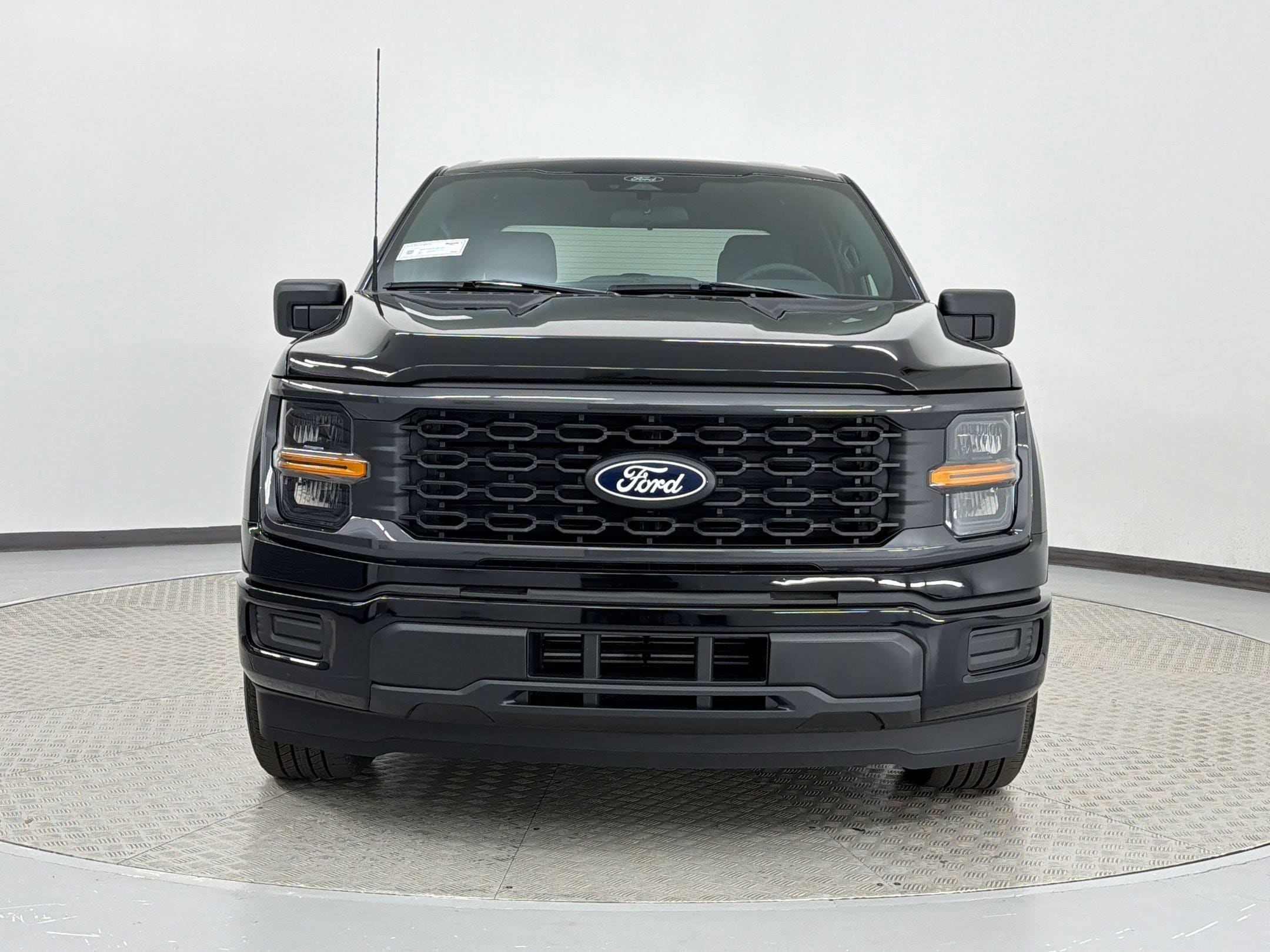 2025 Ford F-150 STX photo 6