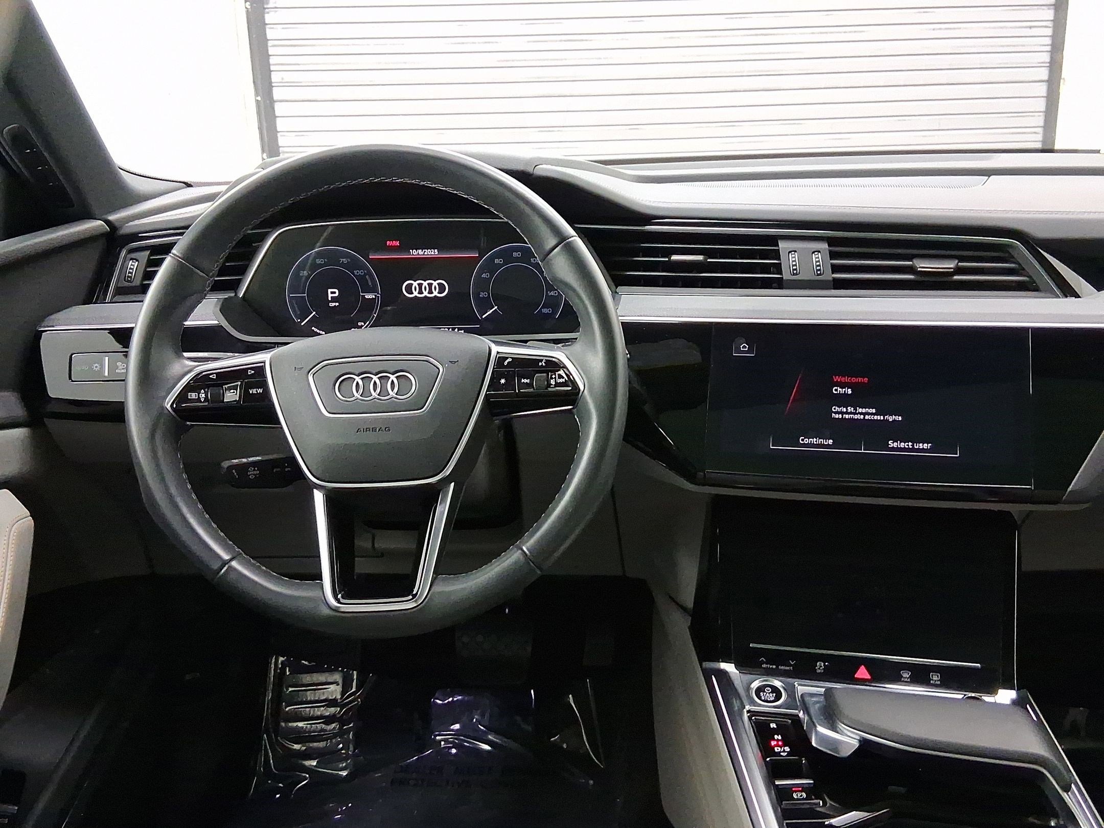 2024 Audi Q8 E-tron Prestige photo 4