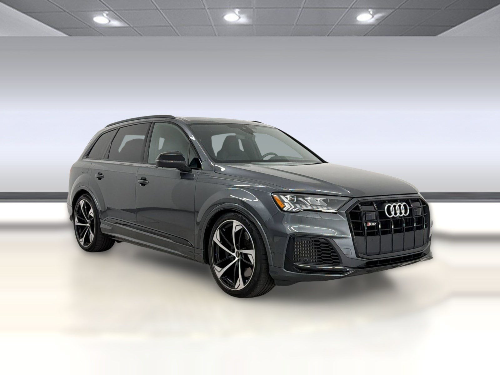 SQ7 Prestige SUV