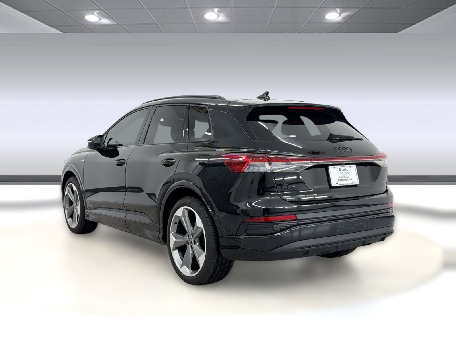 2025 Audi Q4 e-tron Premium Plus photo 2