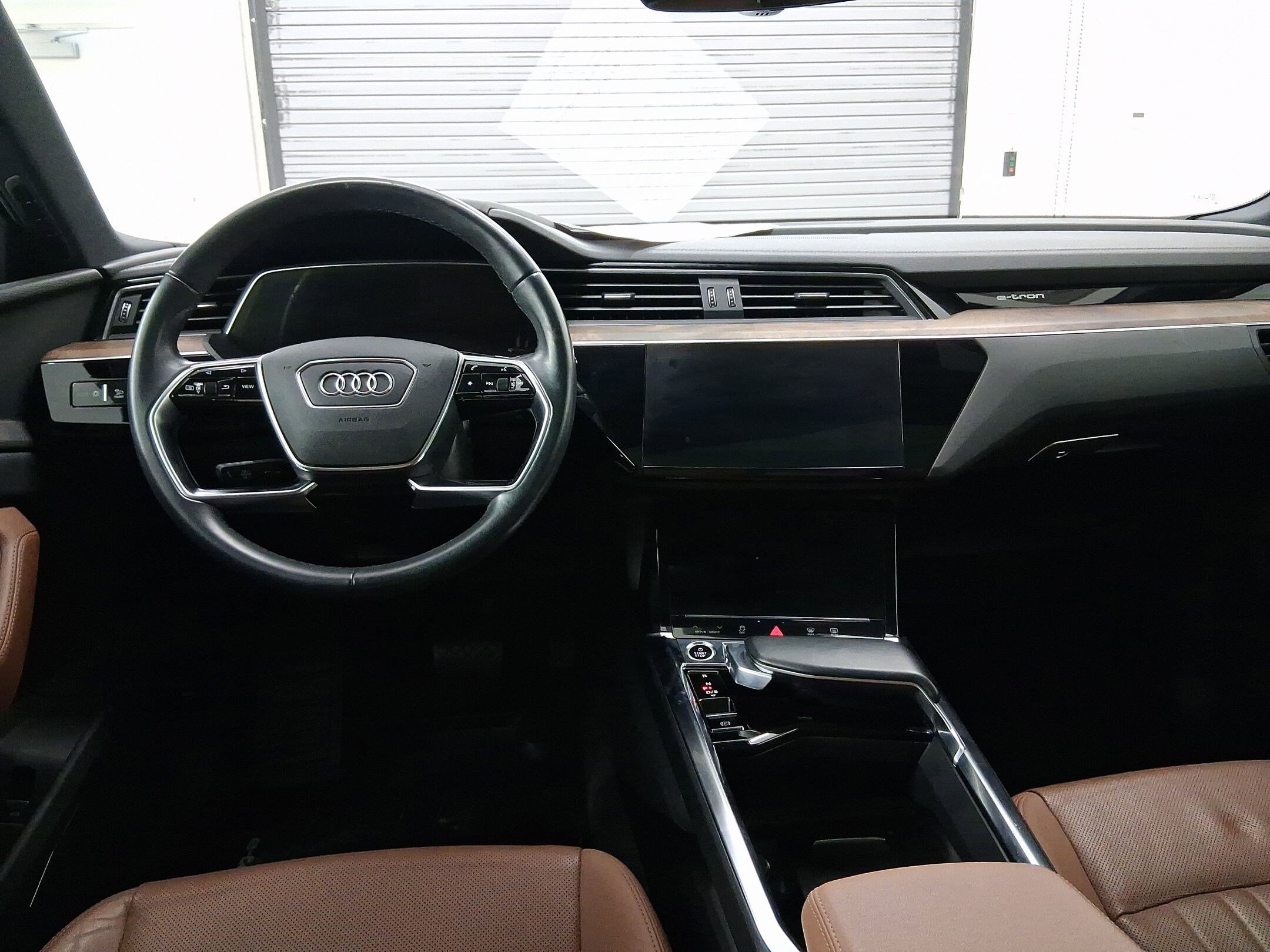 2022 Audi e-tron Premium Plus photo 4