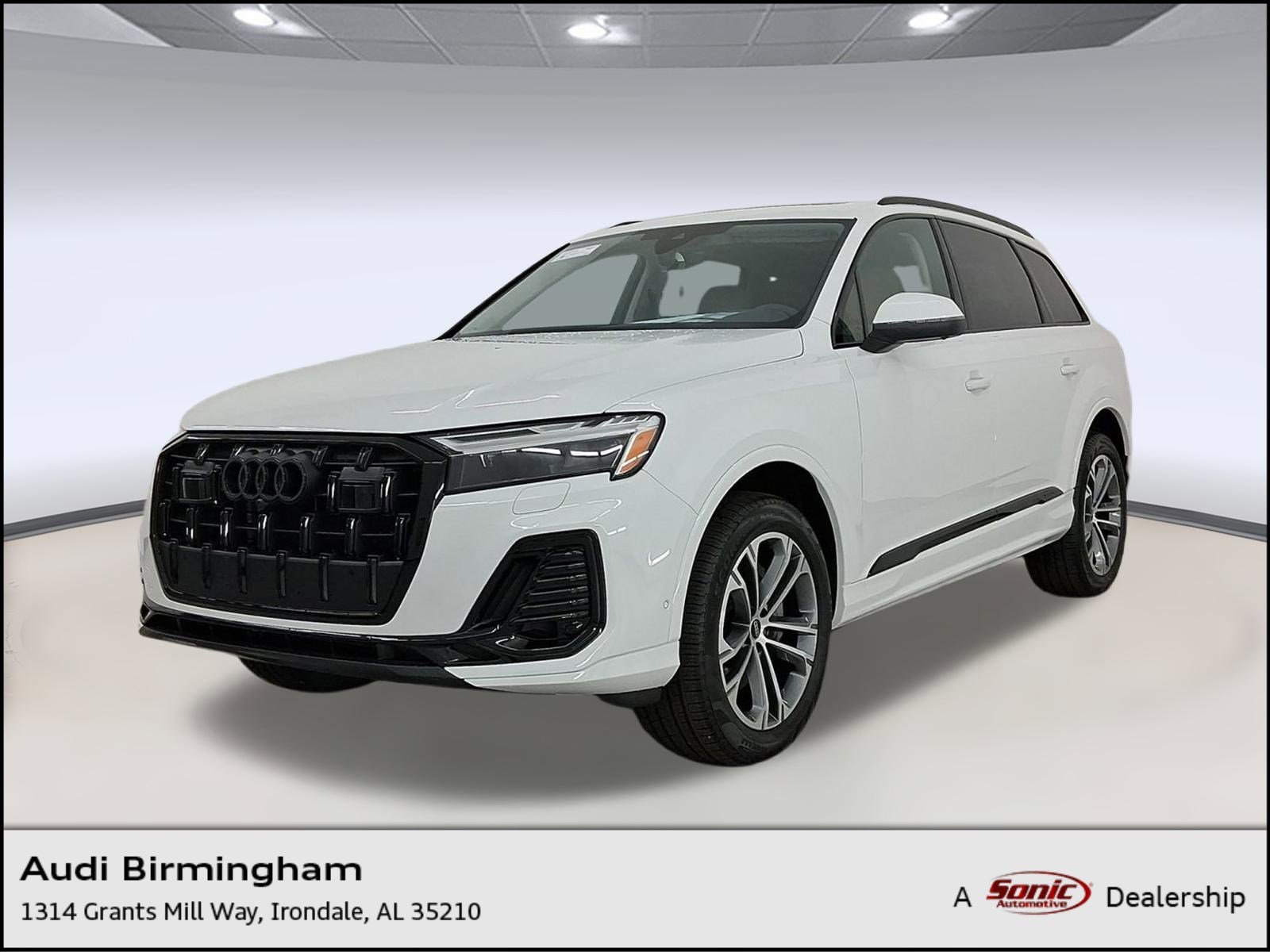 2026 Audi Q7 Premium's photo