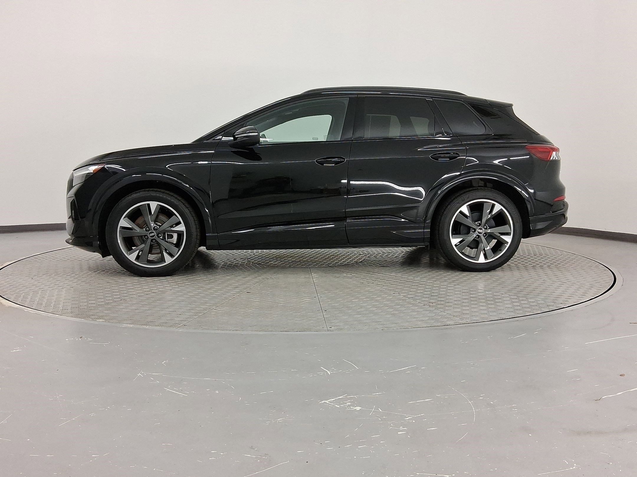 Used 2024 Audi Q4 e-tron Premium with VIN WA1KUBFZ9RP068875 for sale in Irondale, AL