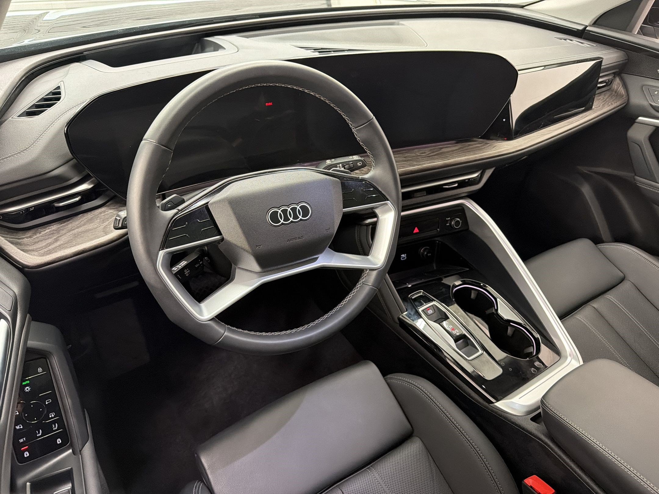 Q5 Sportback Premium Plus SUV