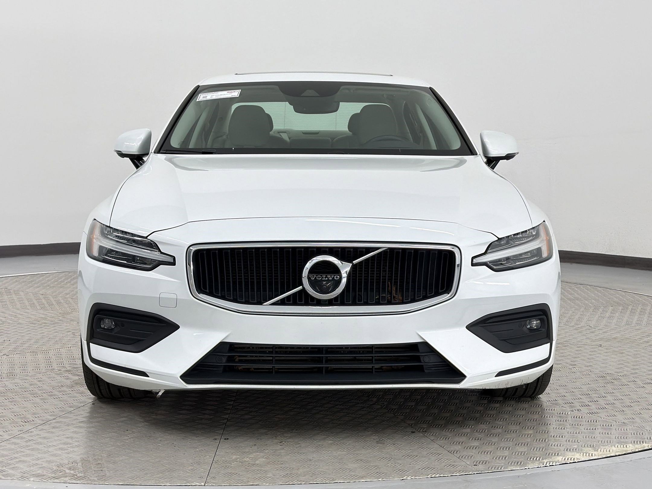 2021 Volvo S60 Momentum photo 5