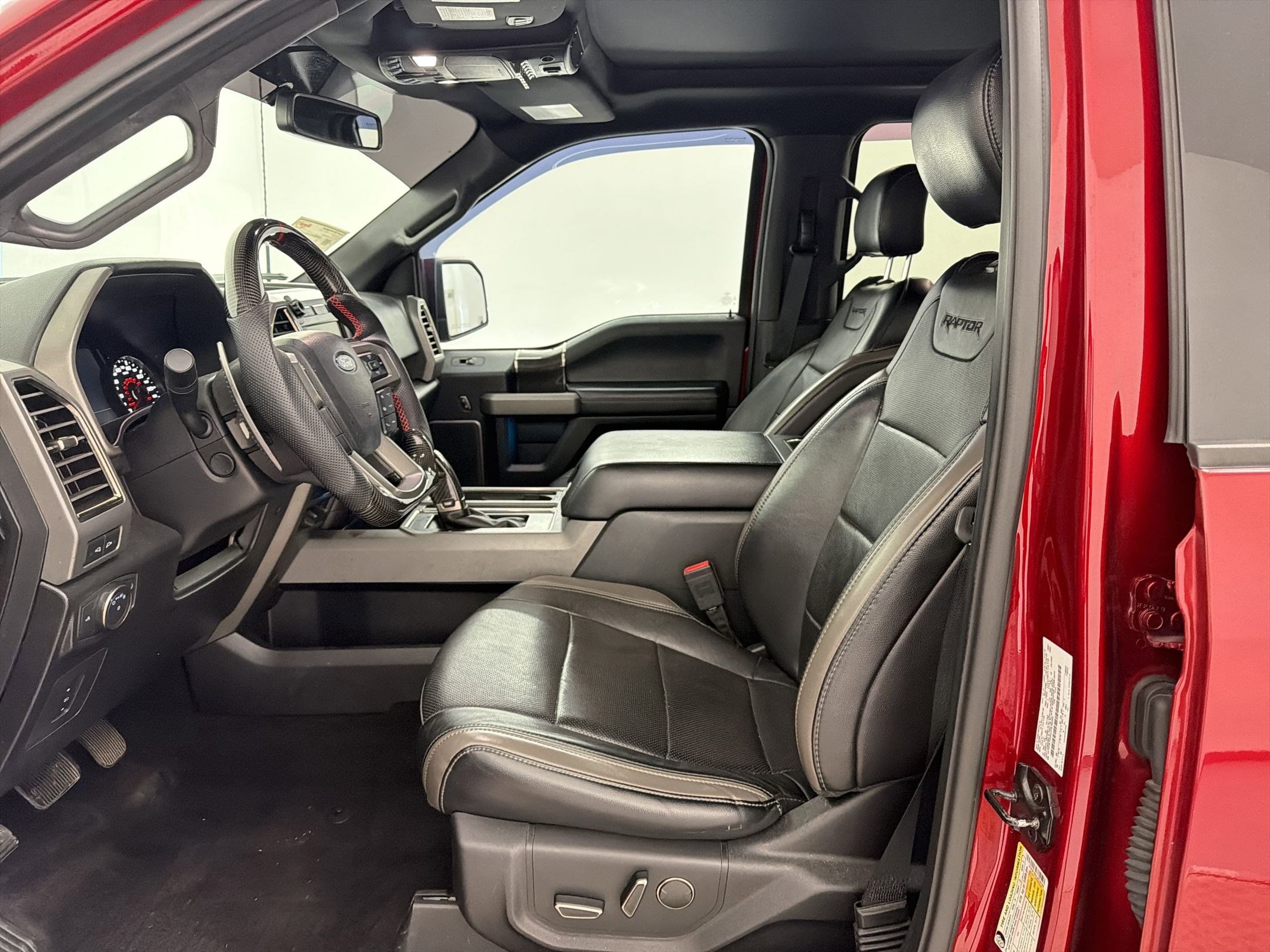 2018 Ford F-150 Raptor photo 4