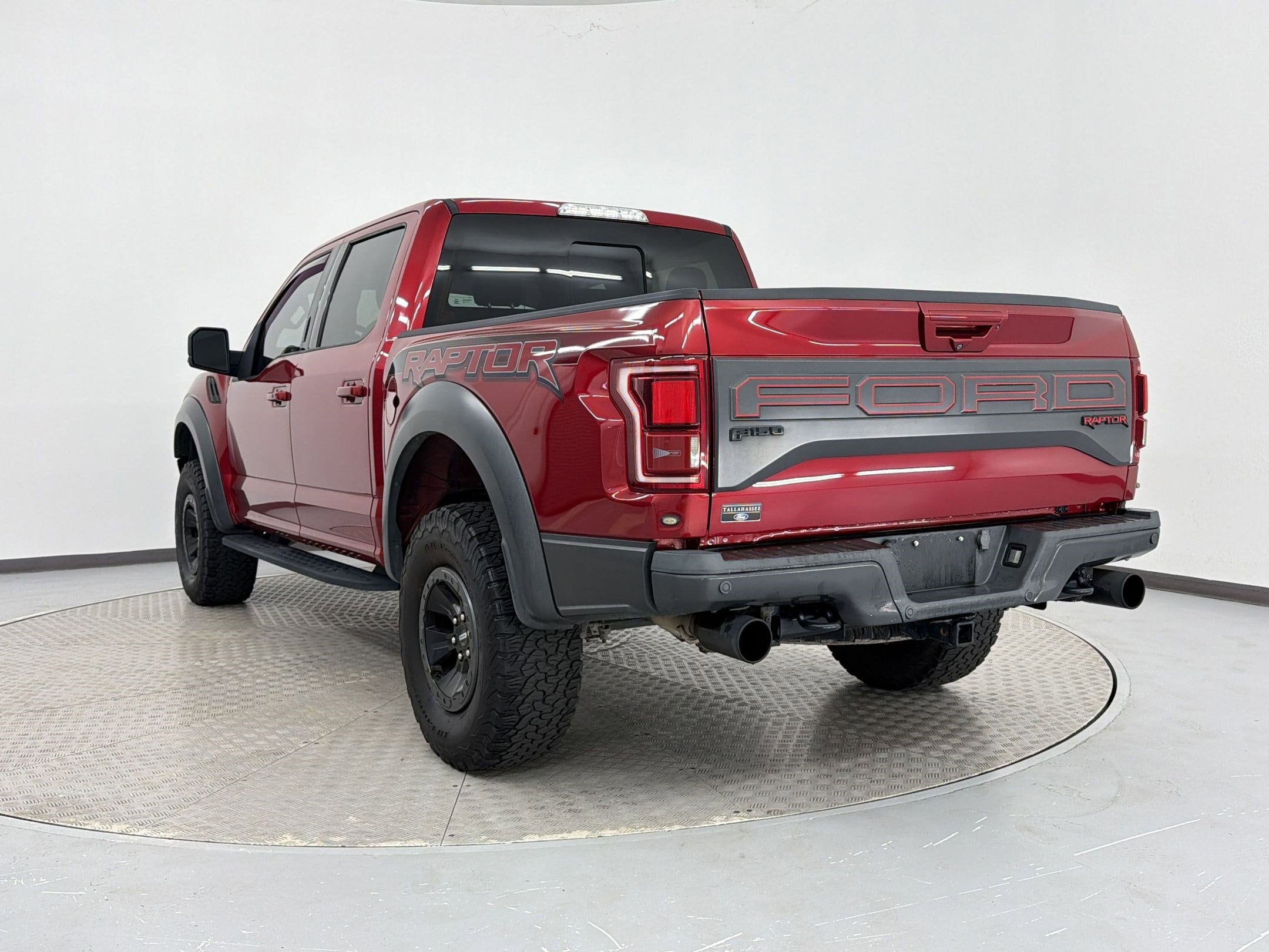 2018 Ford F-150 Raptor photo 2