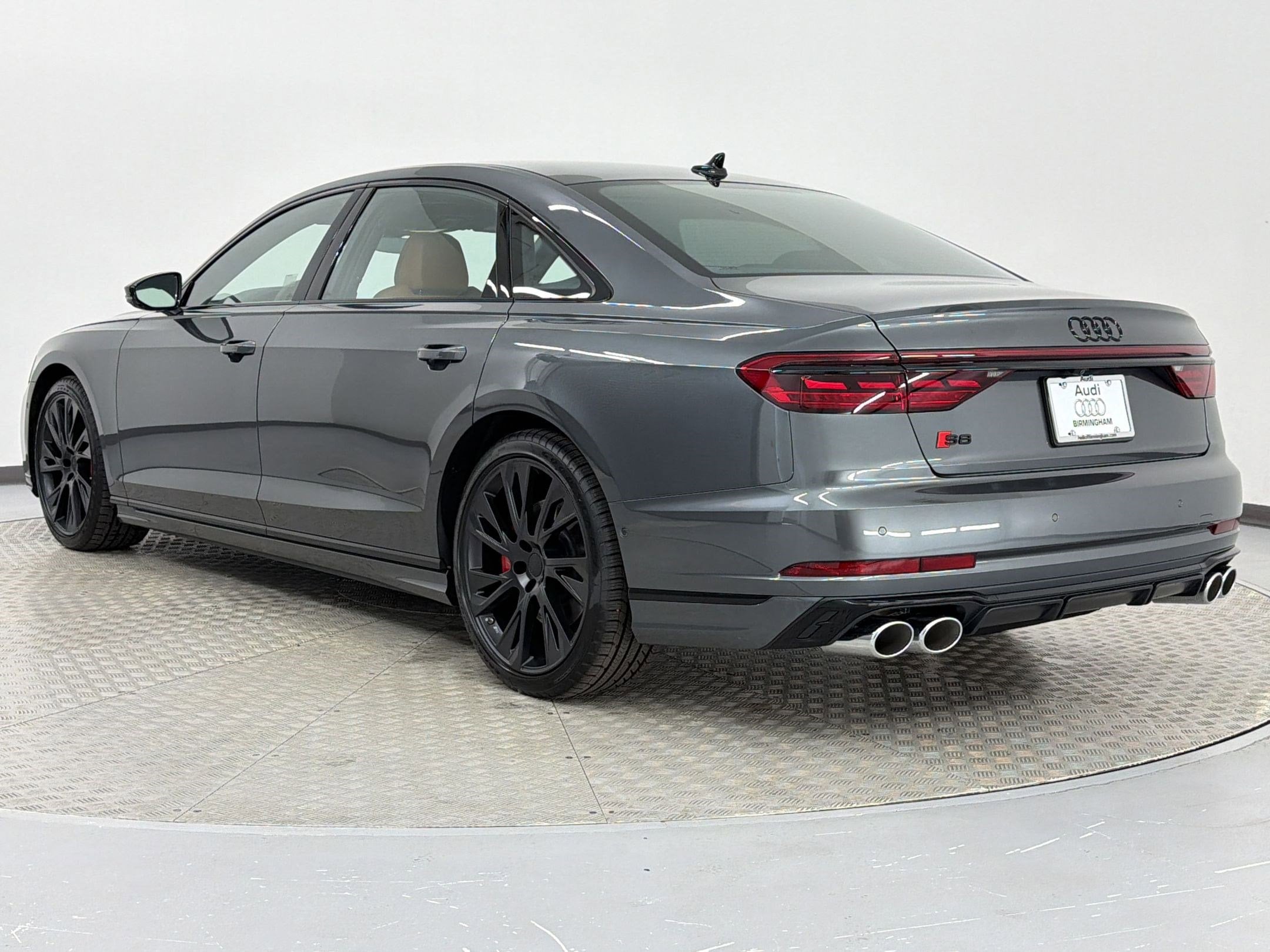 S8 Quattro Sedan