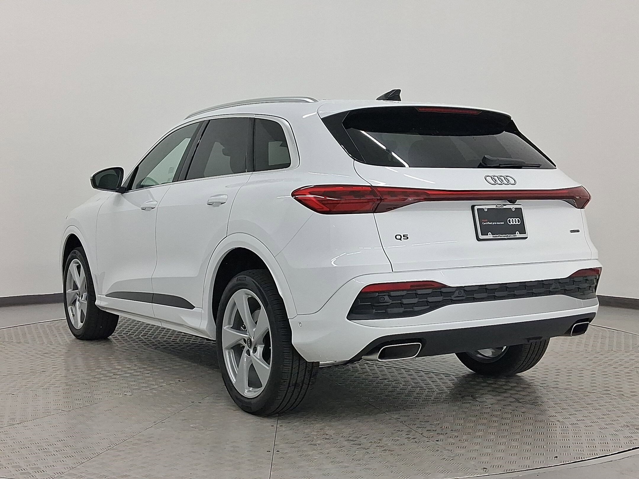 2025 Audi Q5 Premium Plus photo 3