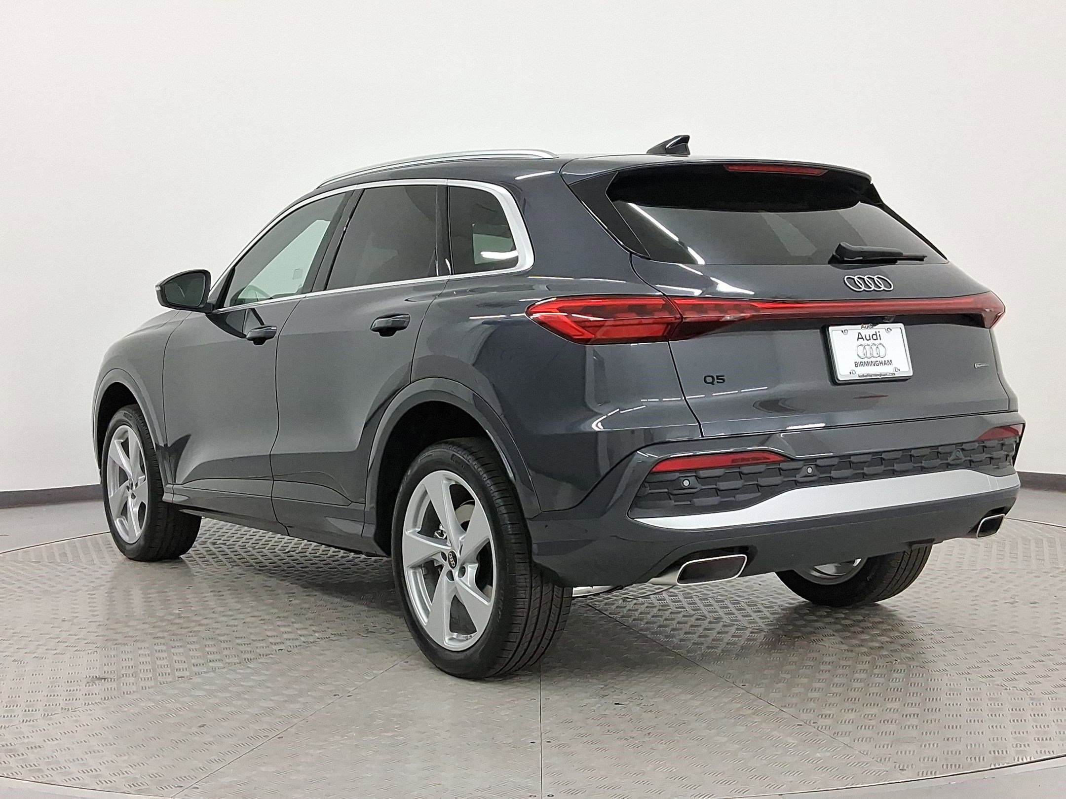 2025 Audi Q5 Premium Plus photo 3