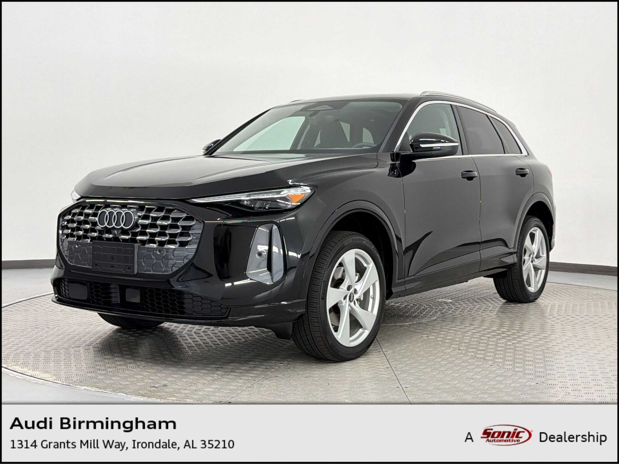 2026 Audi Q5 Premium Plus quattro's photo