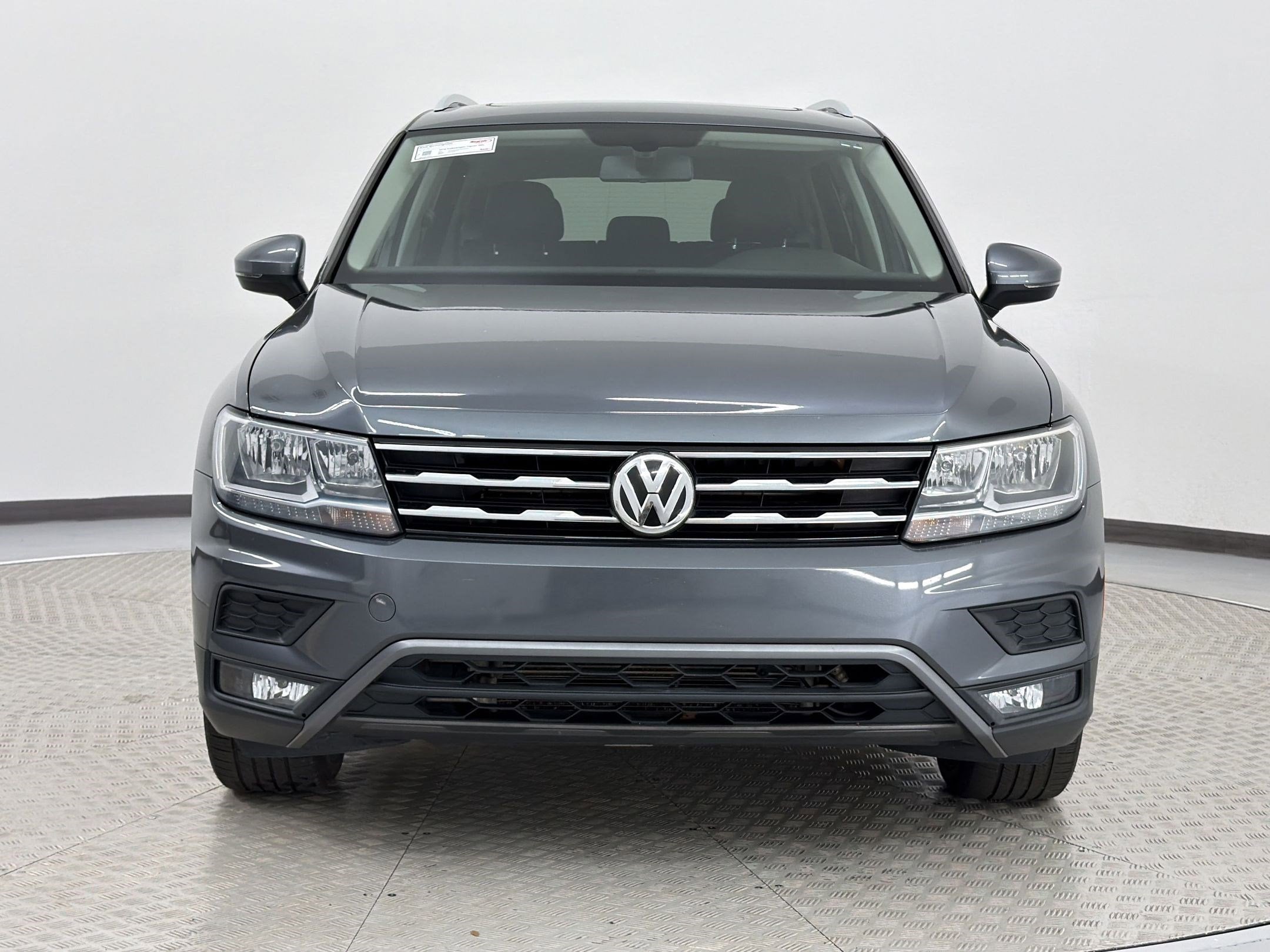2018 Volkswagen Tiguan SEL photo 5