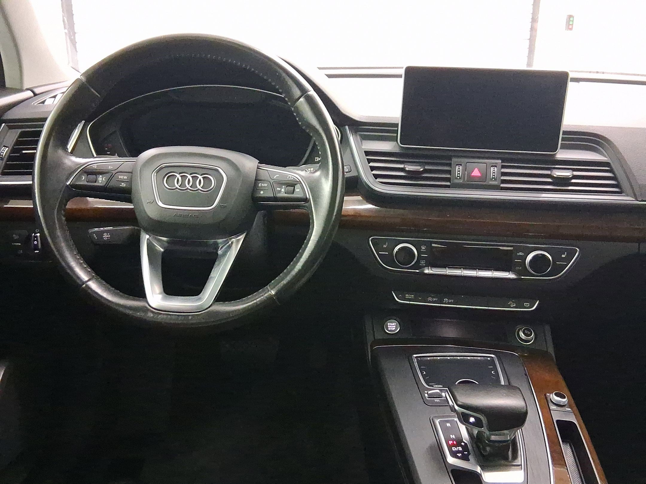 2018 Audi Q5 Premium photo 3