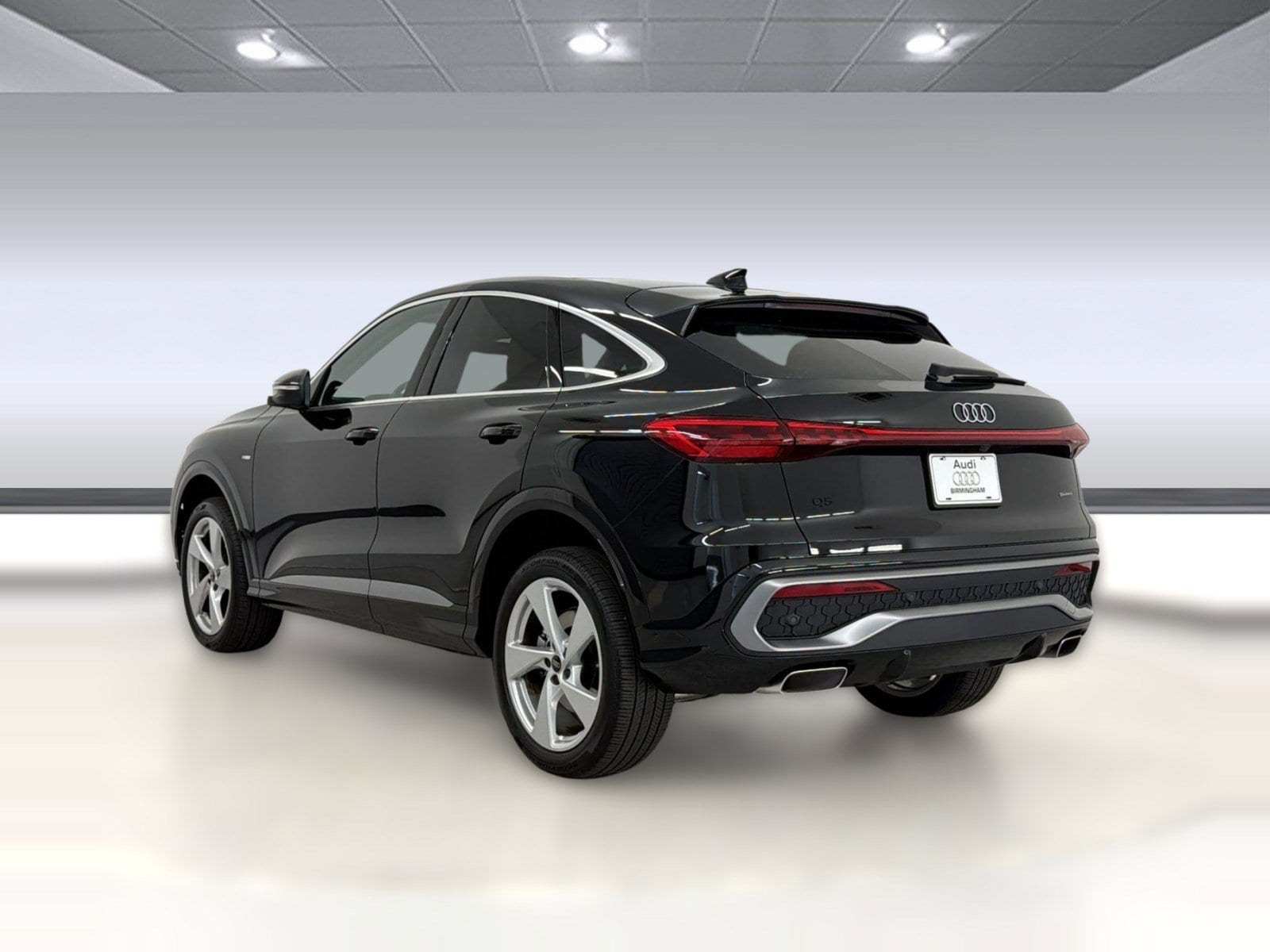 Q5 Sportback Premium Plus SUV