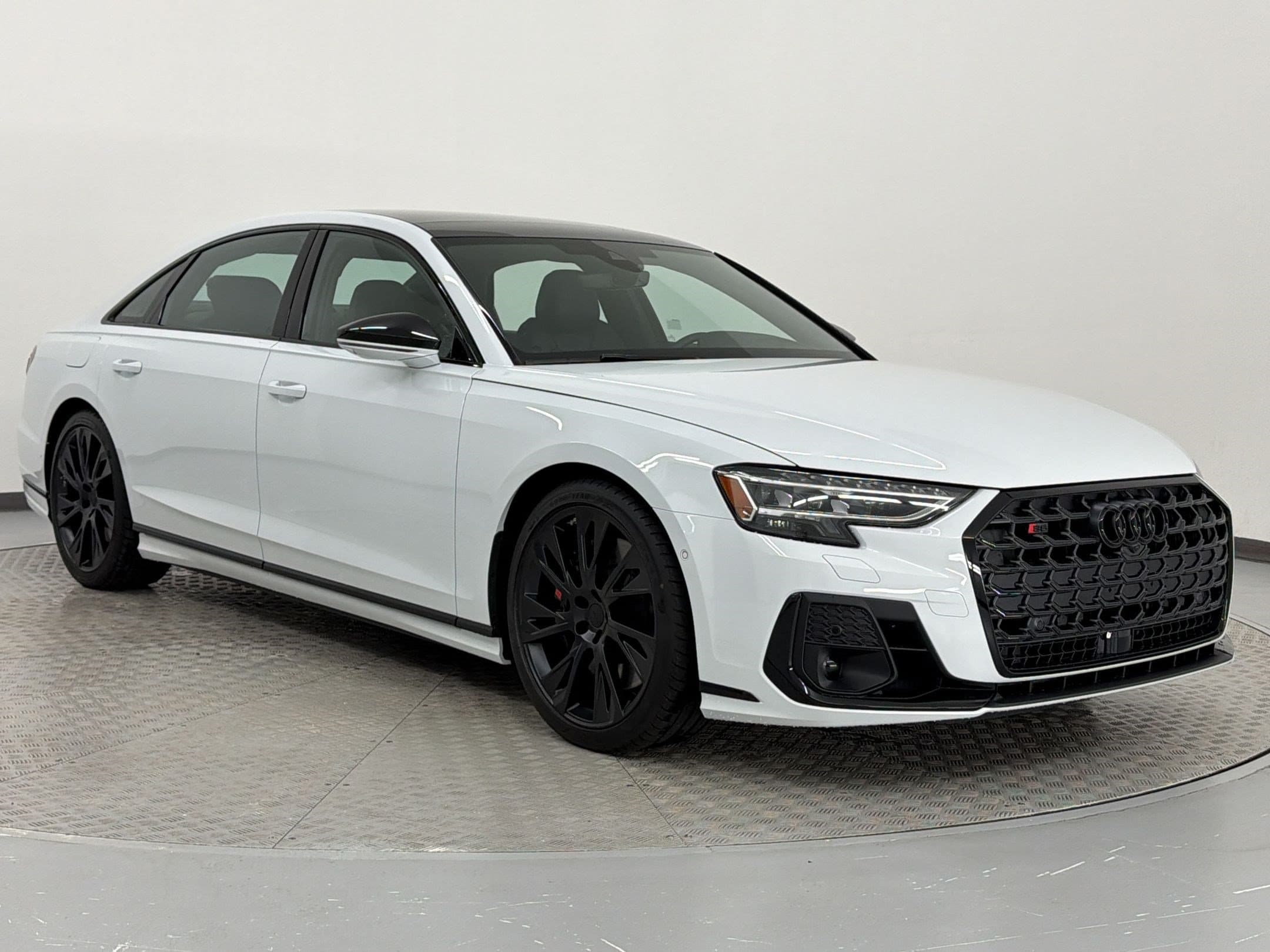 S8 Quattro Sedan