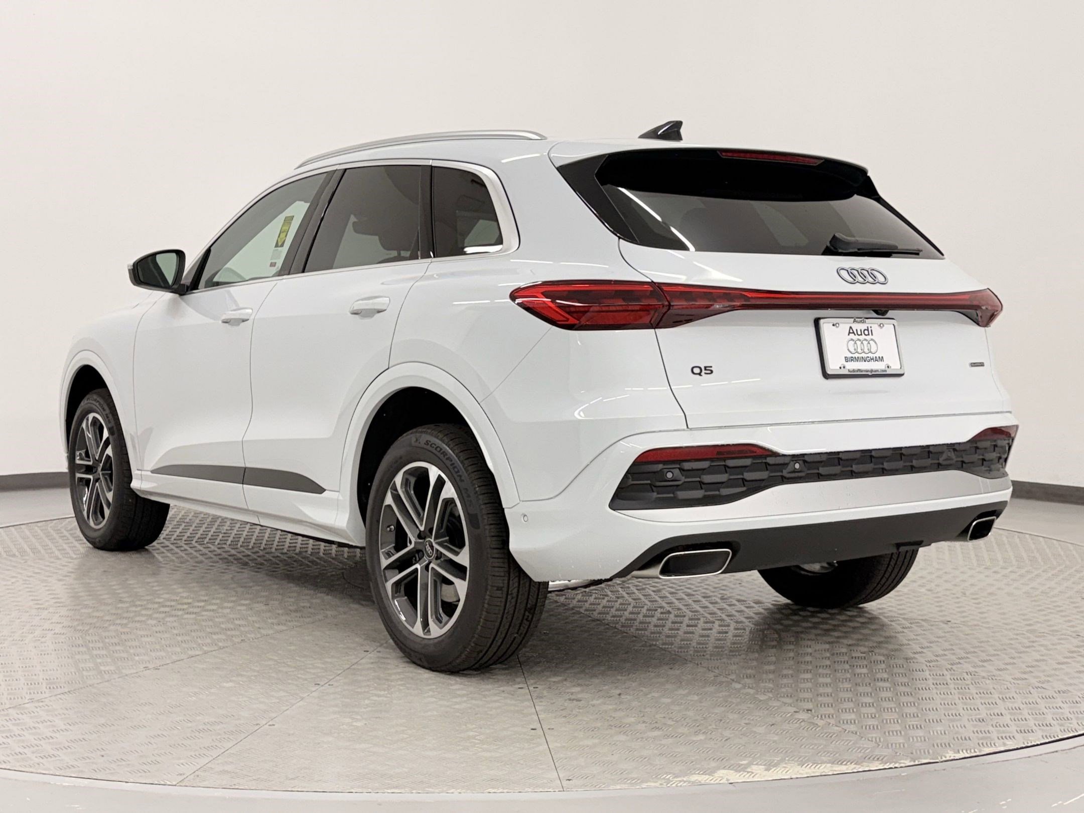 2025 Audi Q5 2.0T Premium photo 3