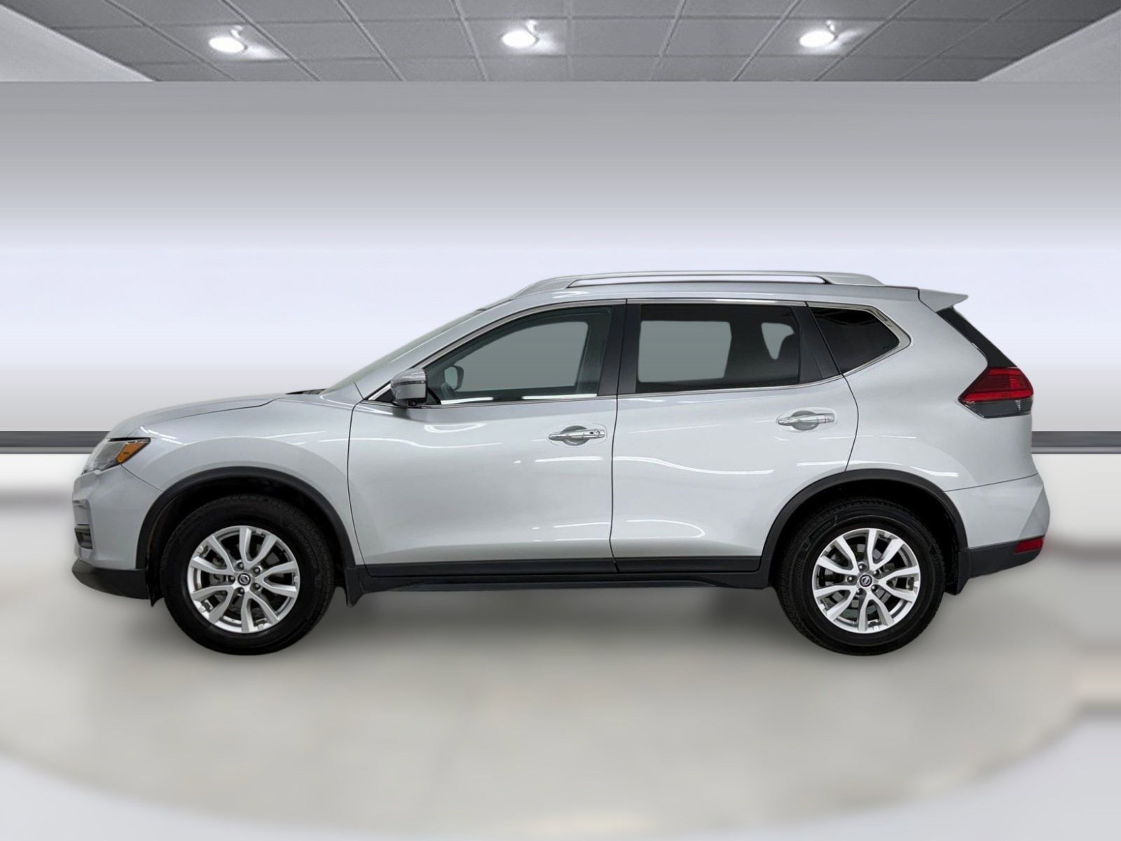Used 2017 Nissan Rogue SV with VIN 5N1AT2MV4HC766249 for sale in Irondale, AL