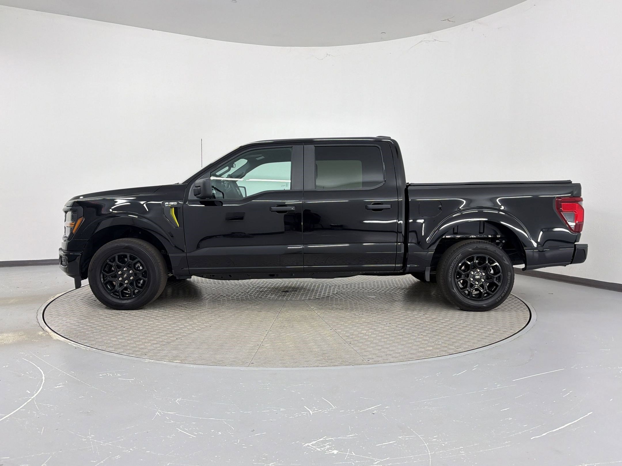 2025 Ford F-150 STX photo 2