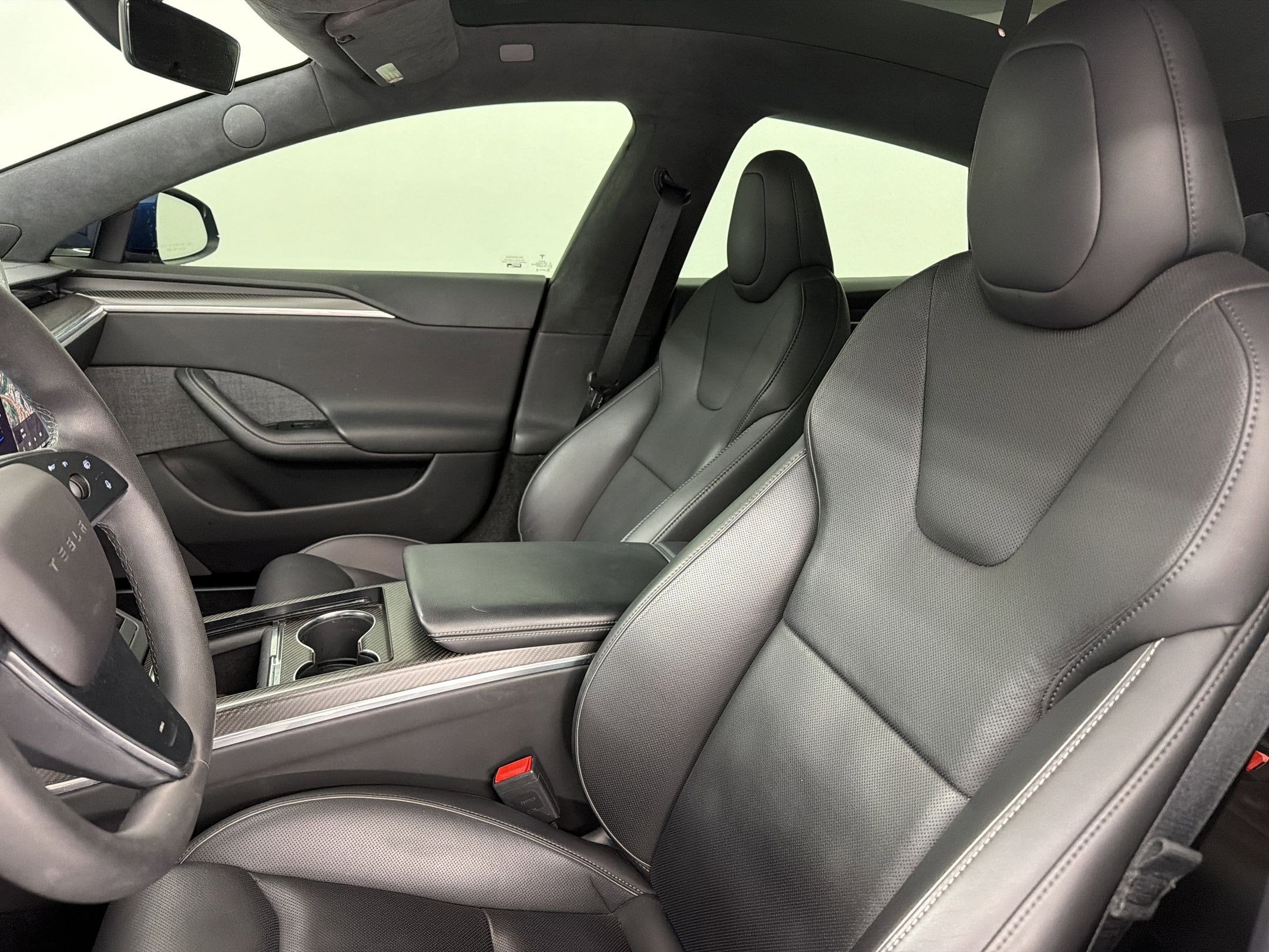 Model S Plaid Hatchback