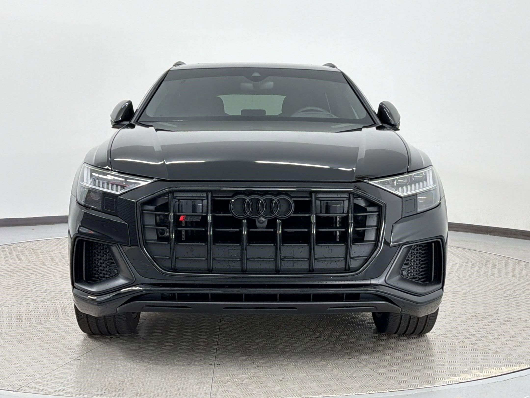 2023 Audi SQ8 Prestige photo 5