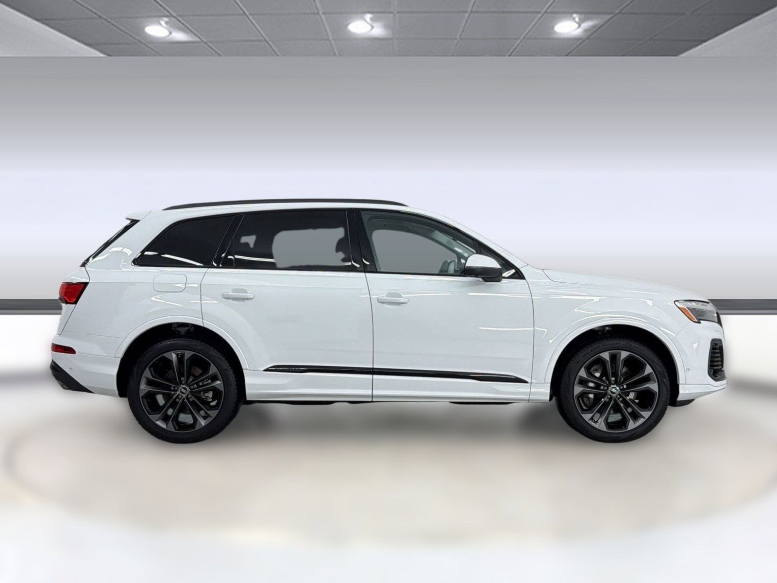 2025 Audi Q7 Premium Plus - Photo 8
