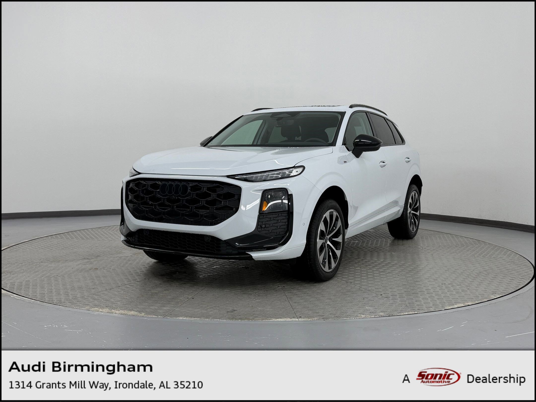 2026 Audi Q3 S line quattro's photo