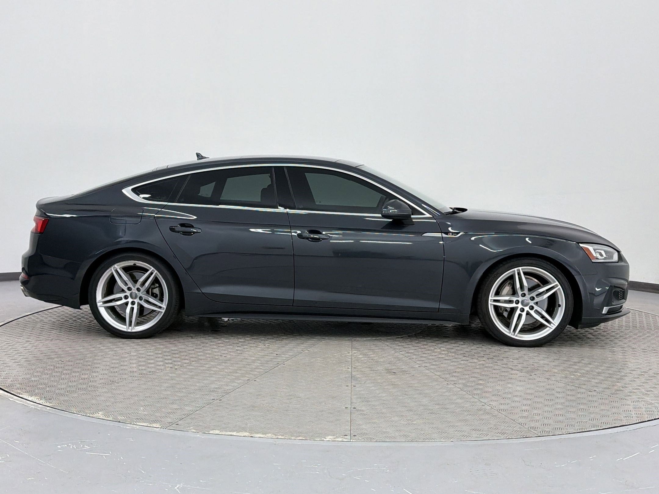 2018 Audi A5 Prestige photo 3