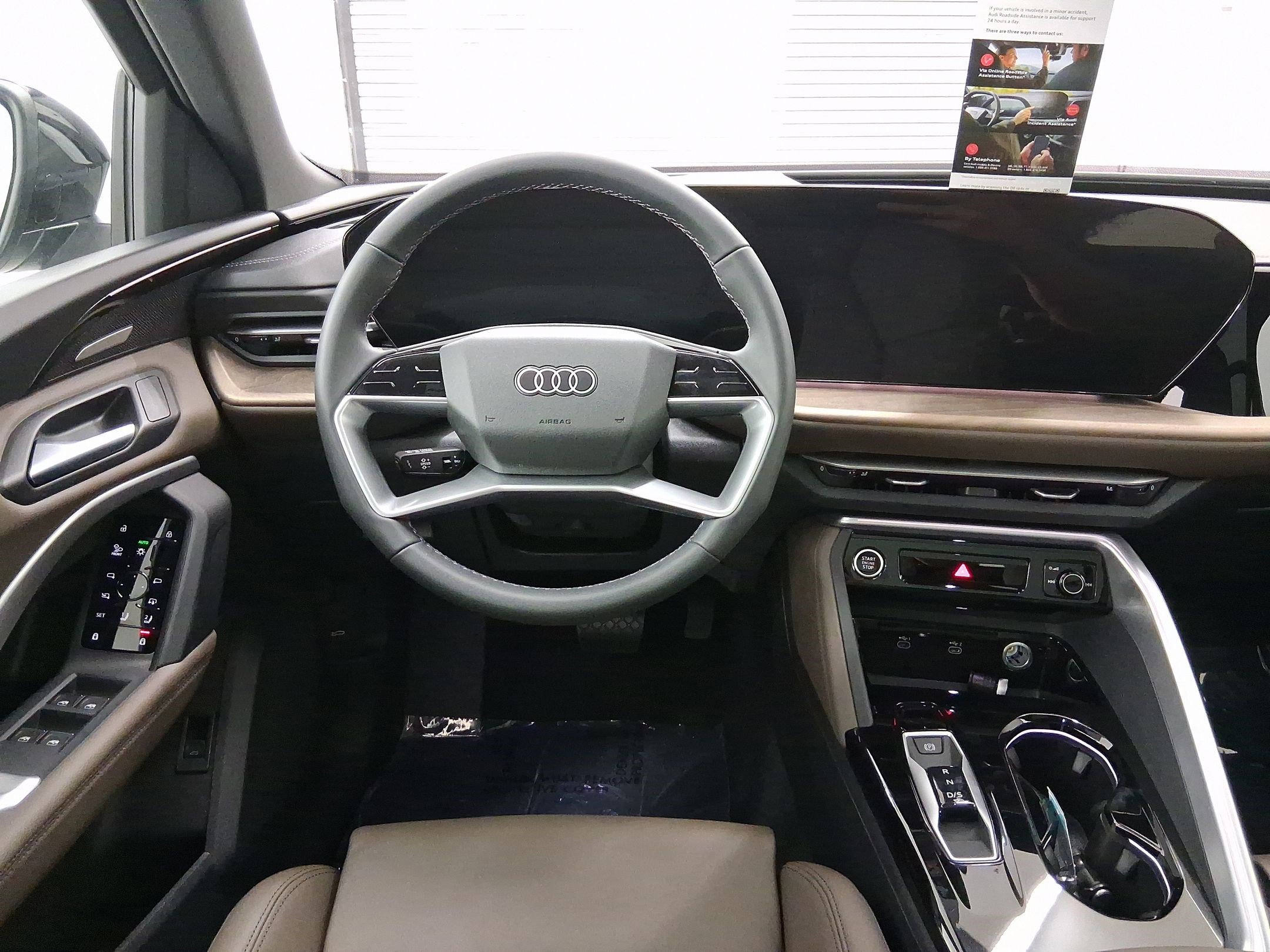 2025 Audi Q5 2.0T Premium Plus photo 2