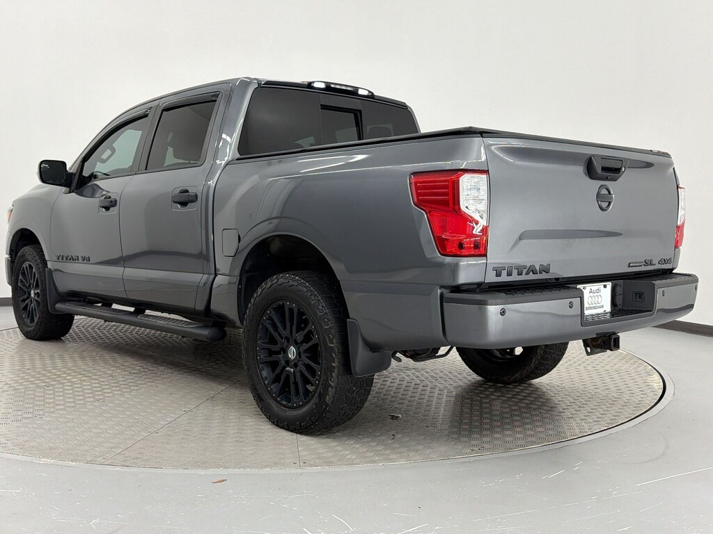 Used 2019 Nissan Titan SL Truck Crew Cab