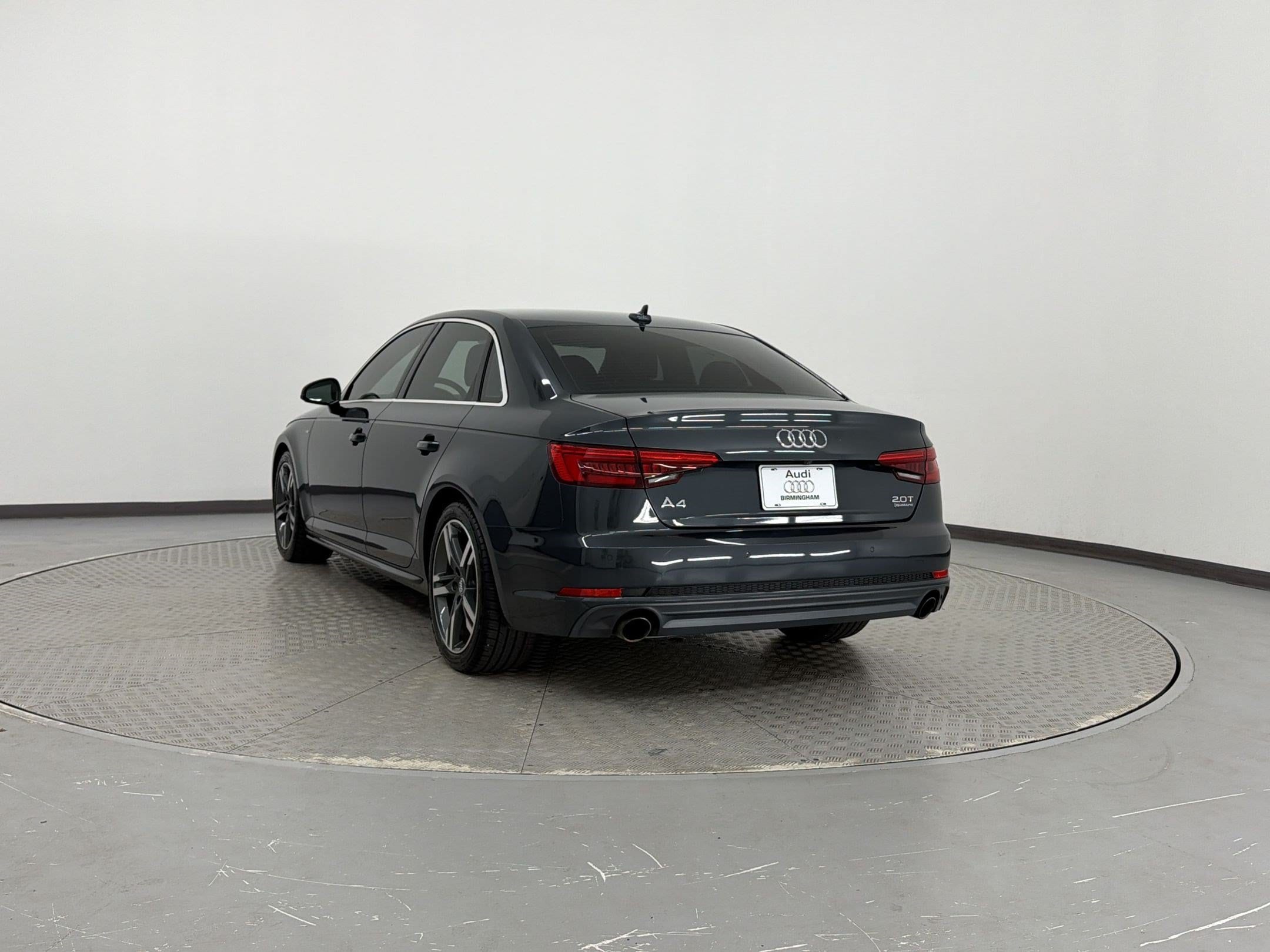 2017 Audi A4 Prestige Sedan